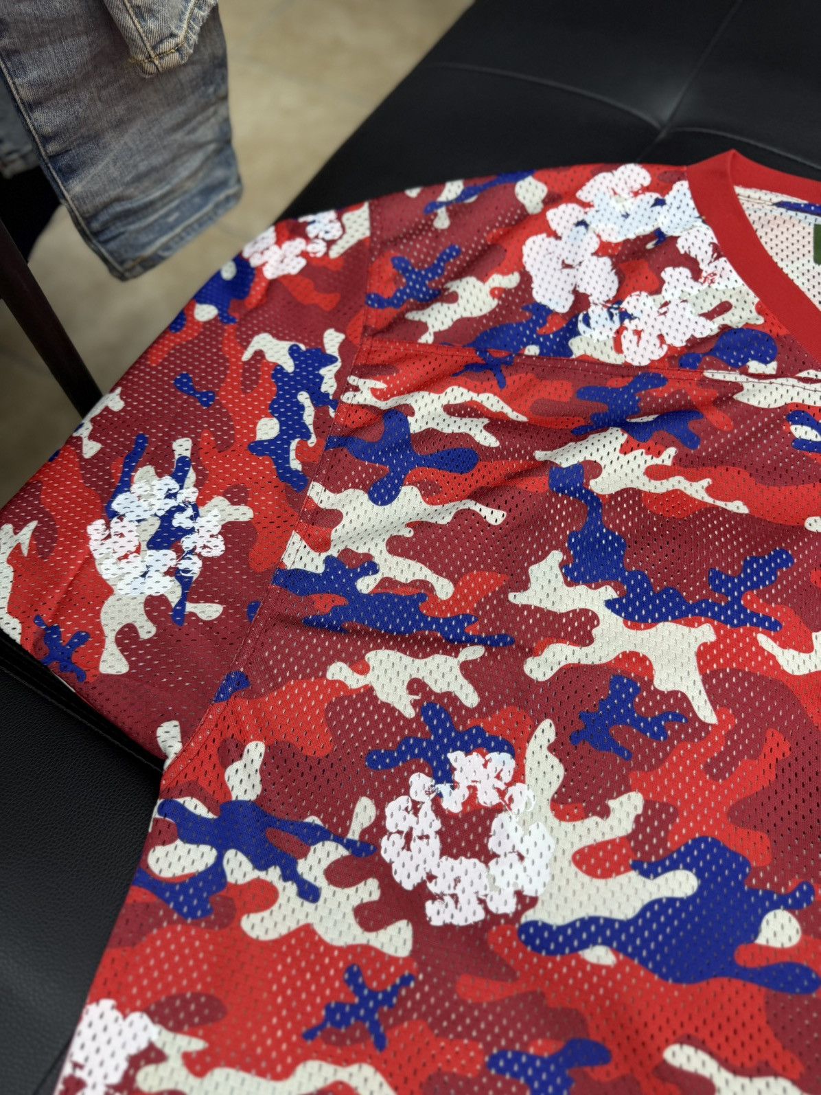 DENIM TEARS Denim Tears Red Camo Cotton Wreath Jersey Size XXL (NEW) Size US XXL / EU 58 / 5 - 5 Thumbnail