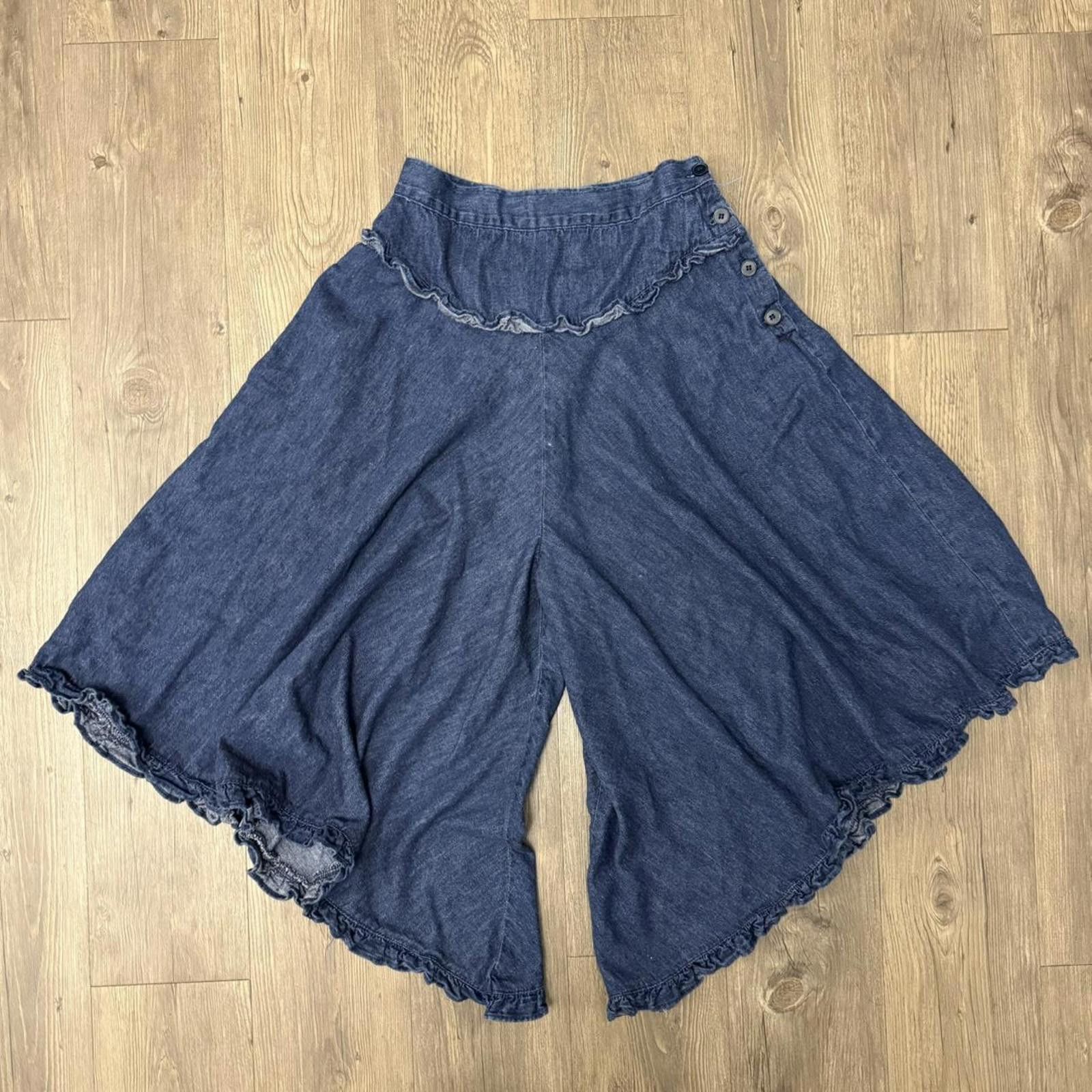 Designer High waisted retro indie boho cottage lightweight capris Size 32" / US 10 / IT 46 - 1 Thumbnail