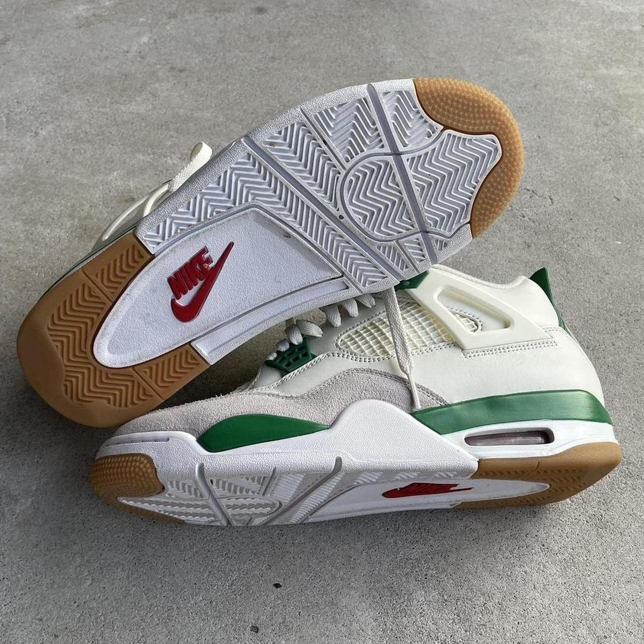 Nike SB Nike Jordan Retro 4 SB Pine Green Size US 10.5 / EU 43-44 - 6 Thumbnail