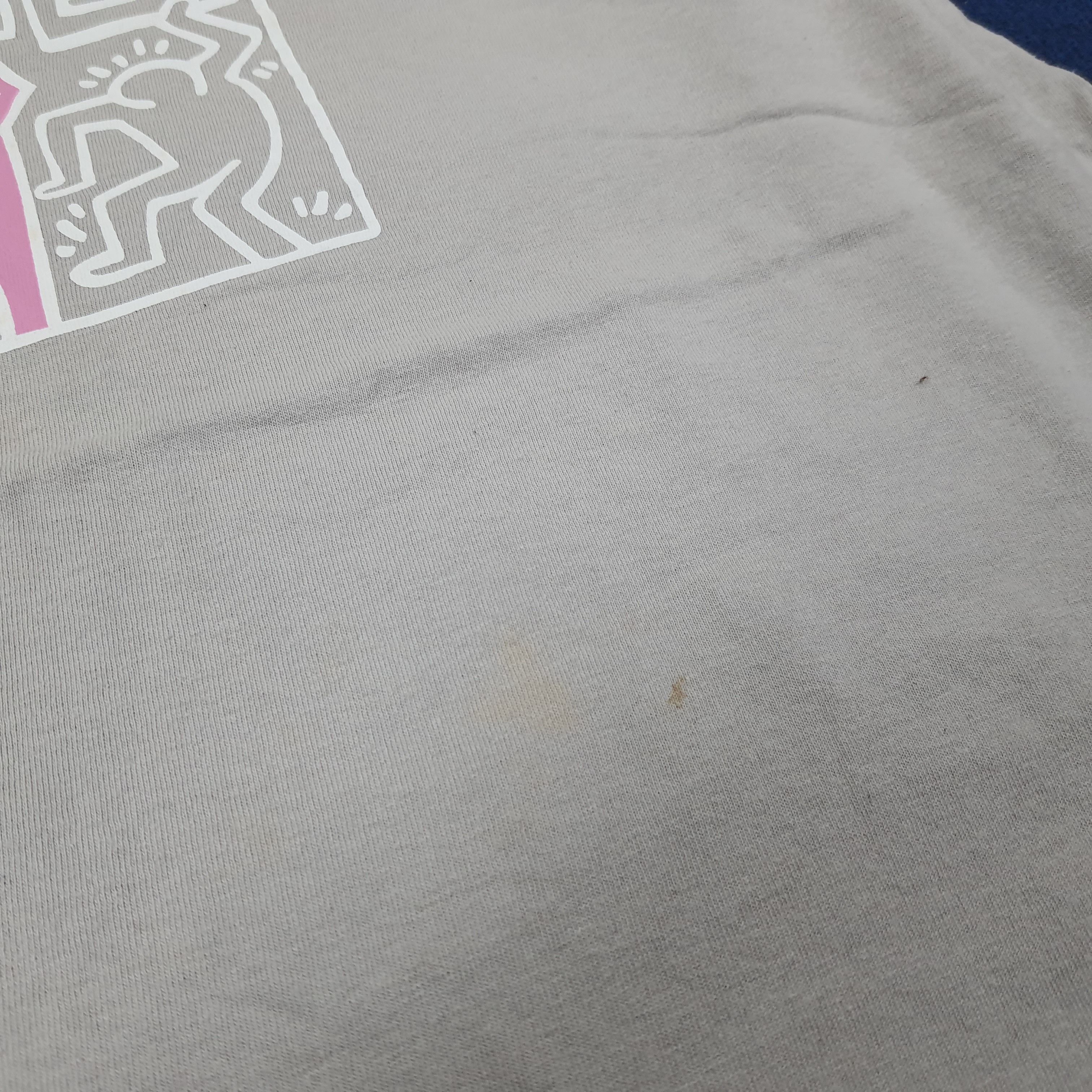 Keith Haring Vintage Keith Haring Designer Artwork Tshirt C223N77 Size US L / EU 52-54 / 3 - 11 Thumbnail