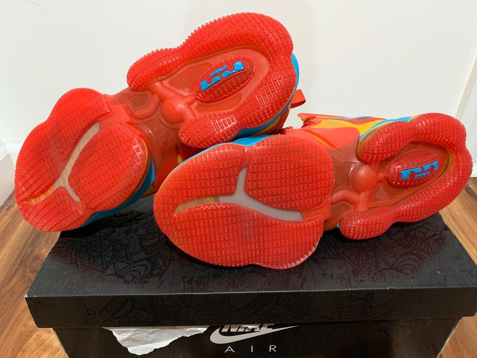 Nike Lebron 19 'Space Jam' Size US 10 / EU 43 - 4 Thumbnail