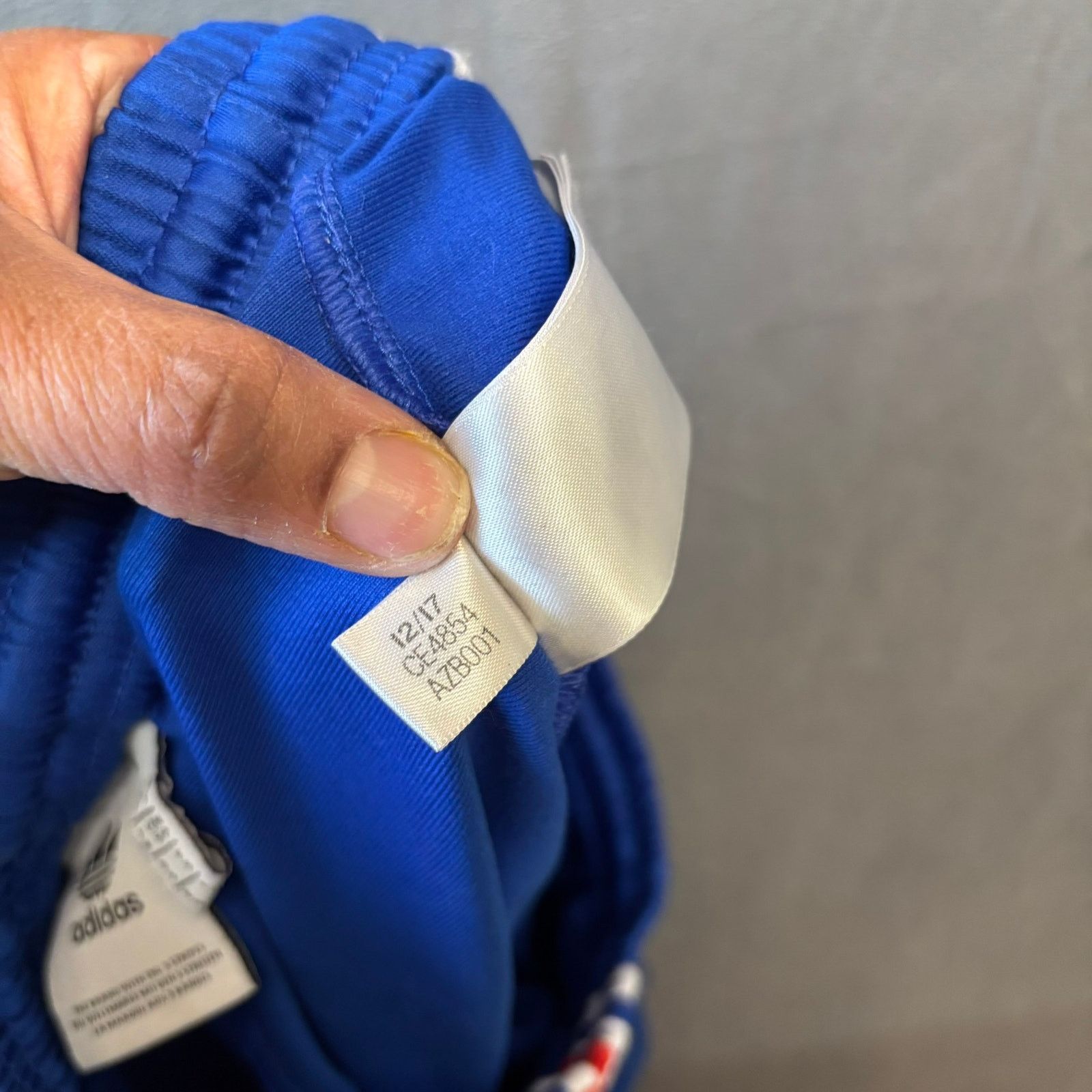 Adidas Vintage Adidas Joggers Aloxe Small Joggers Out of Stock Size 24" / US 00 / IT 34 - 17 Thumbnail