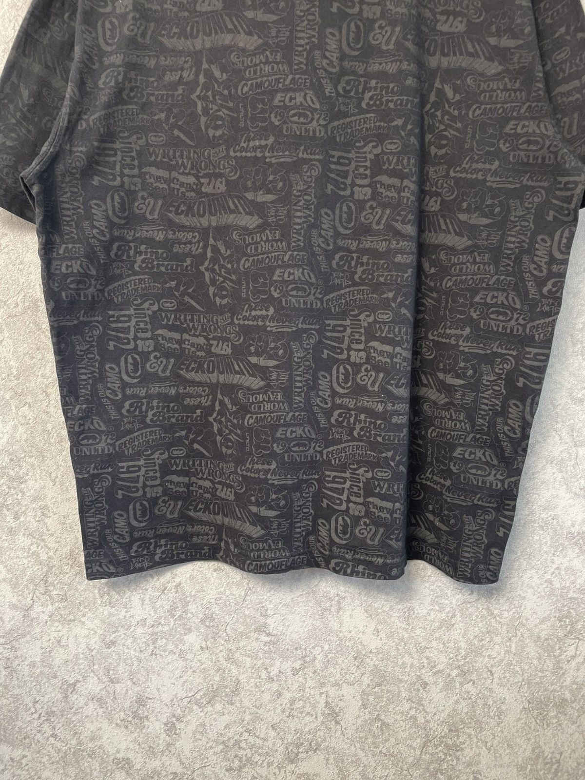 Ecko Unltd. Vintage Ecko Unltd Embroidered Logo Allover Print T-Shirt Size US L / EU 52-54 / 3 - 14 Thumbnail