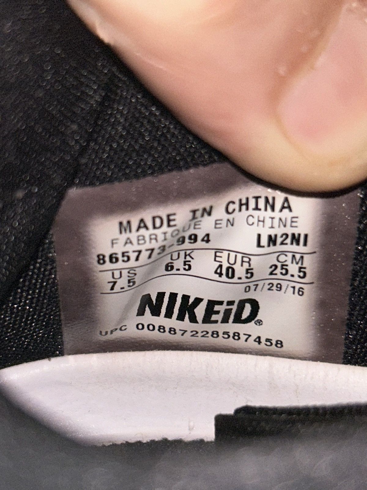 Nike Kobe 11 ID 865773-994 size 7.5 NikeID Mamba