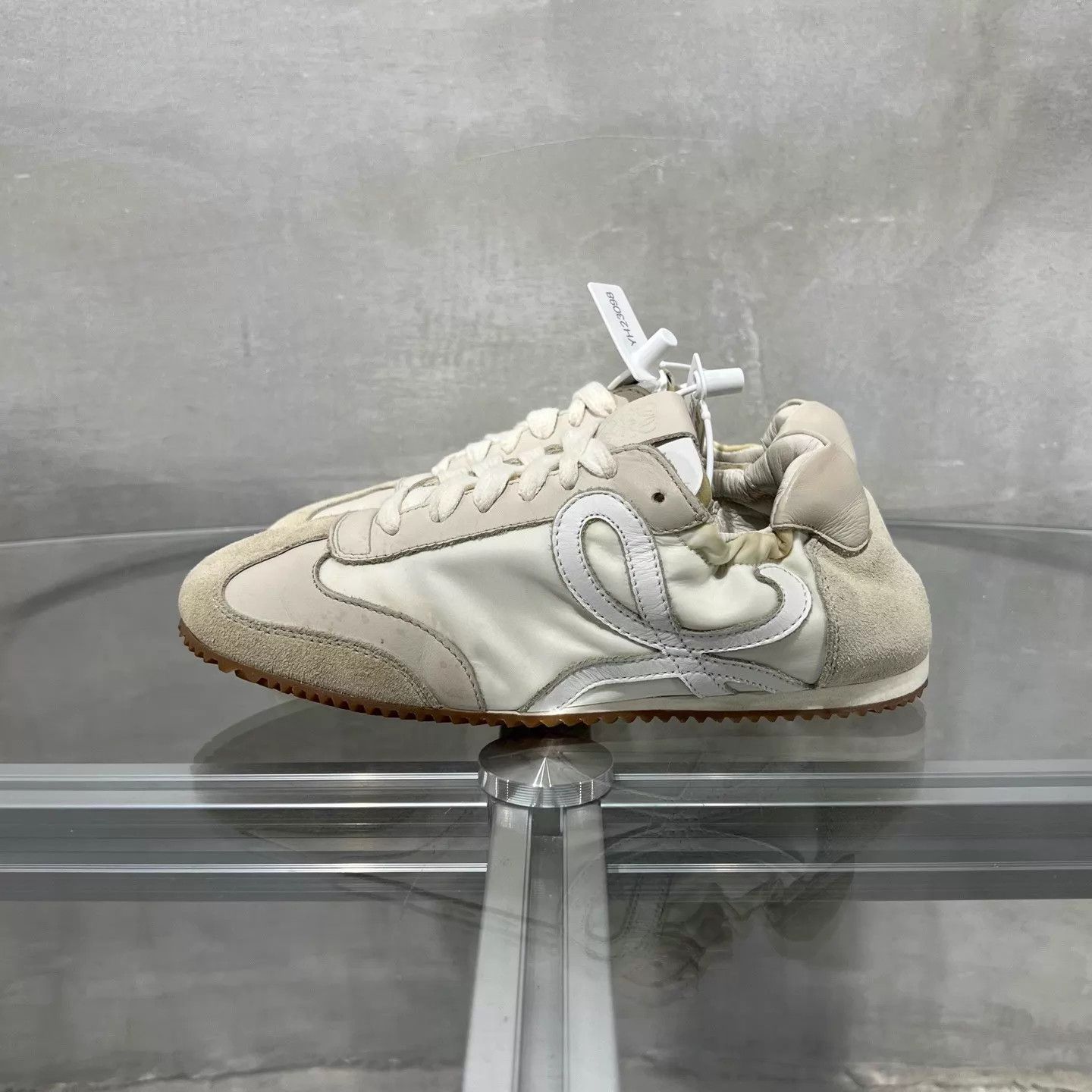 Loewe Loewe women's off-white trainers EU 35 Size US 4.5 / IT 34.5 - 3 Thumbnail