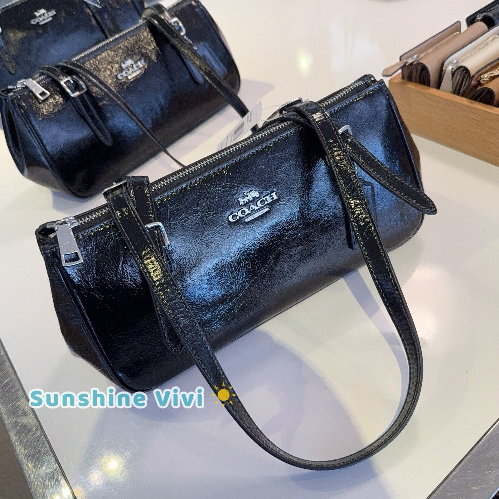 Coach NWT Coach Asher Shoulder Bag CBJ05 Glazed Leathe Black Size ONE SIZE - 6 Thumbnail