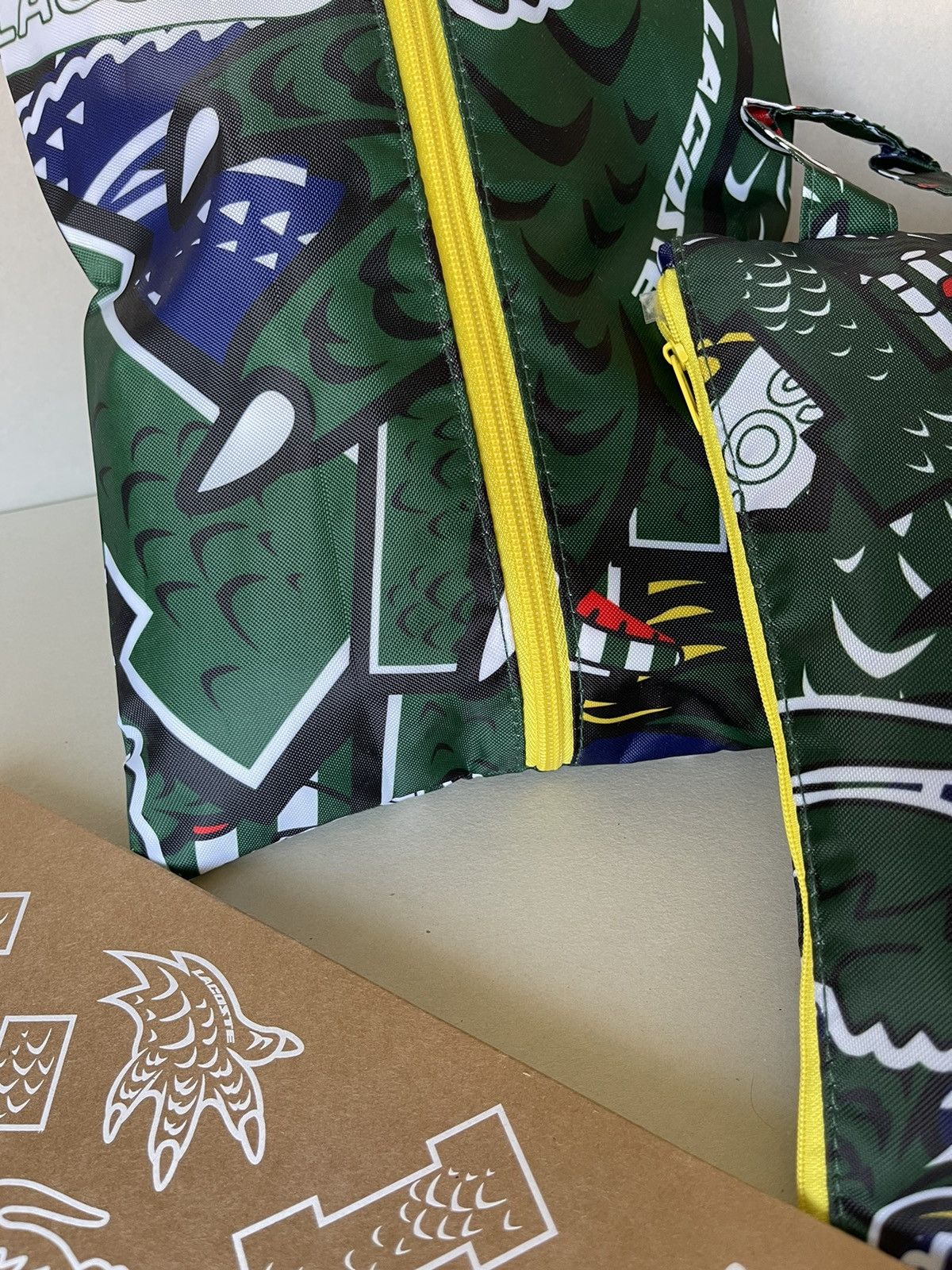 Lacoste × Larose Paris (new+box) Lacoste RARE! Travel kit (toiletries) unisex pouch Size ONE SIZE - 7 Thumbnail