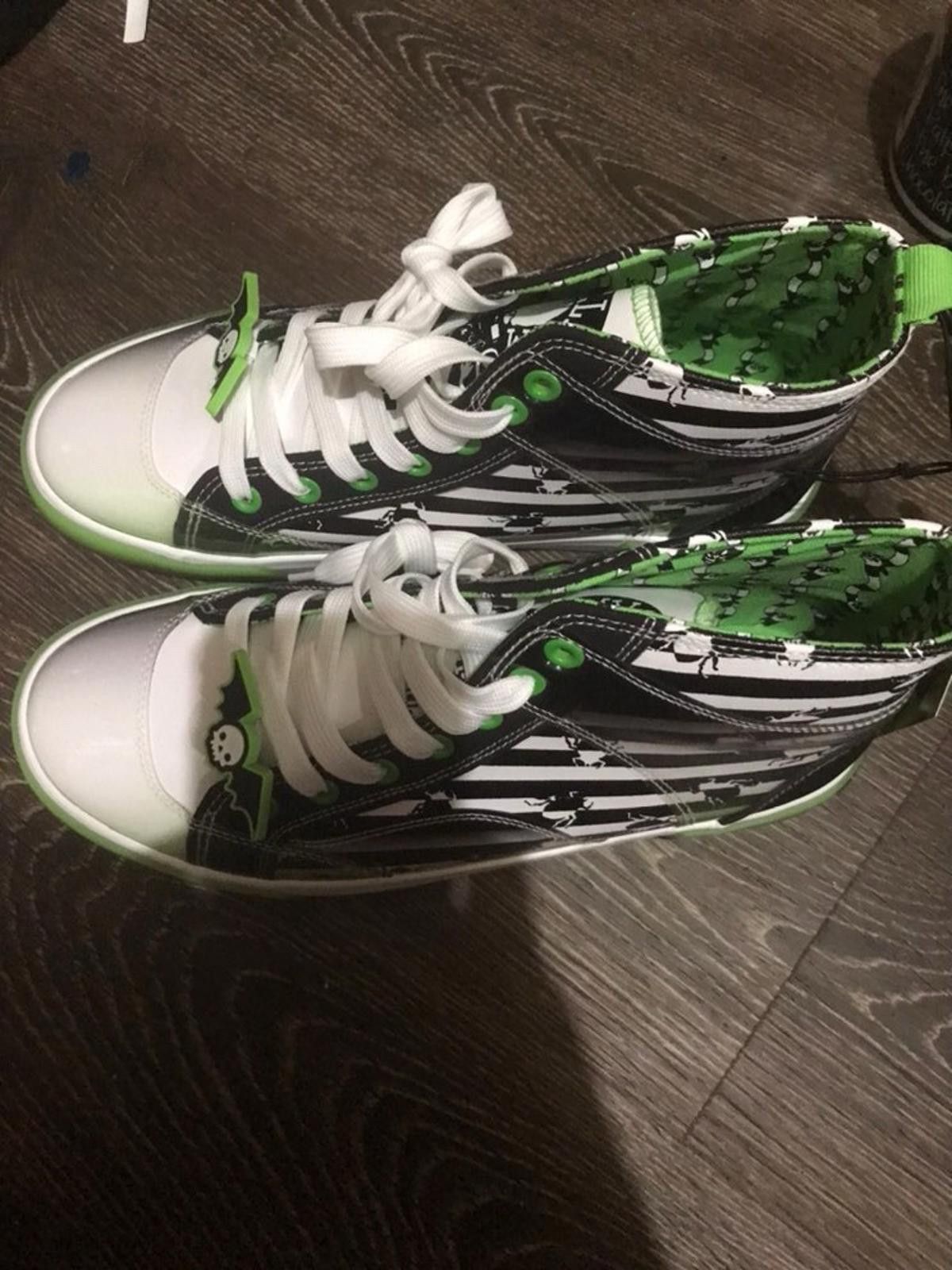 Designer Beetlejuice Womens Size 8.5 High Top Sneakers. NEW Size US 8.5 / IT 38.5 - 2 Thumbnail