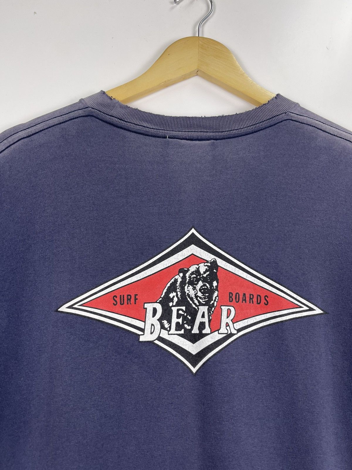 Vintage Vintage Surf Board Bear T-Shirt Size US M / EU 48-50 / 2 - 13 Thumbnail