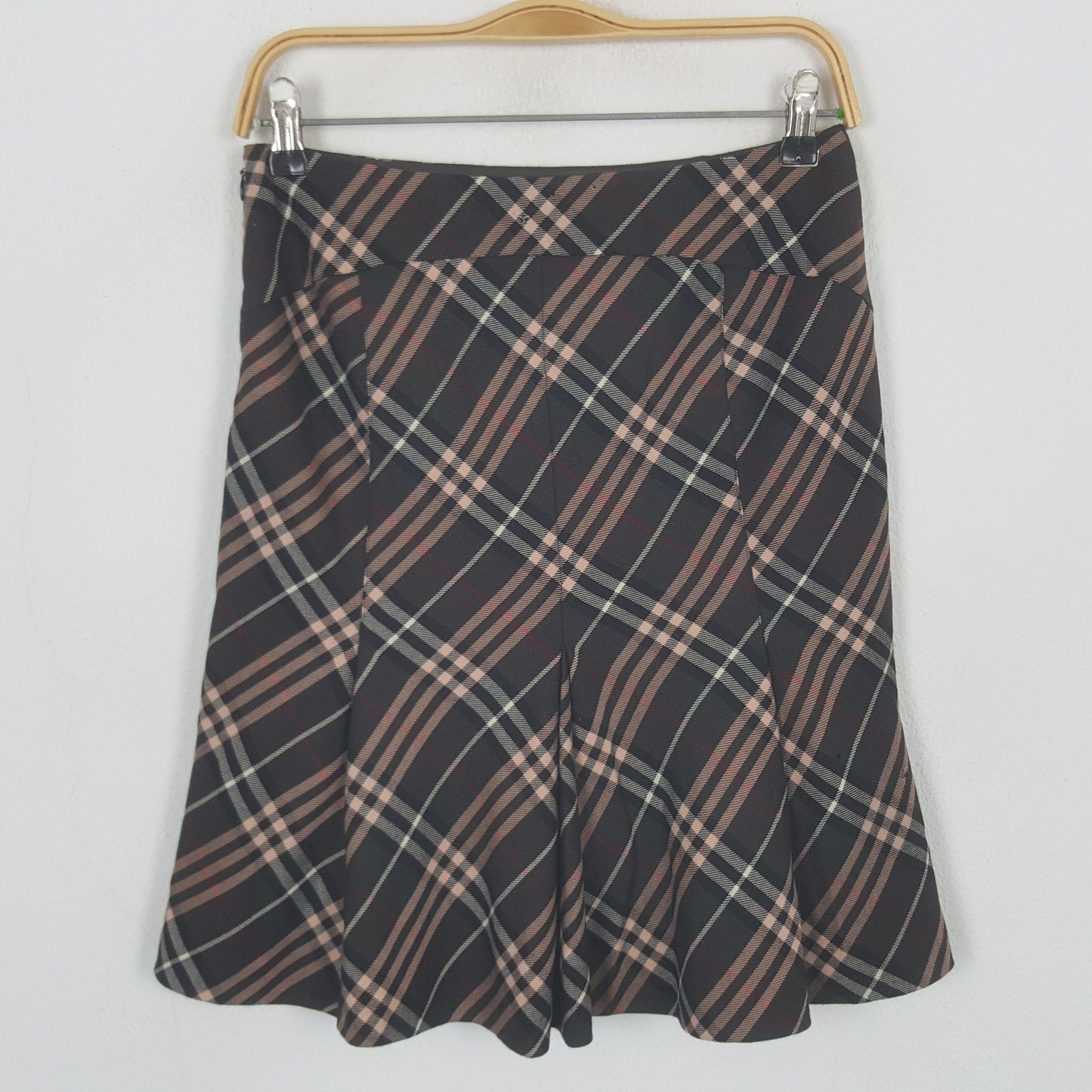Burberry Vintage Burberry London Blue Label Nova Check Skirts Size 27" / US 4 / IT 40 - 3 Thumbnail