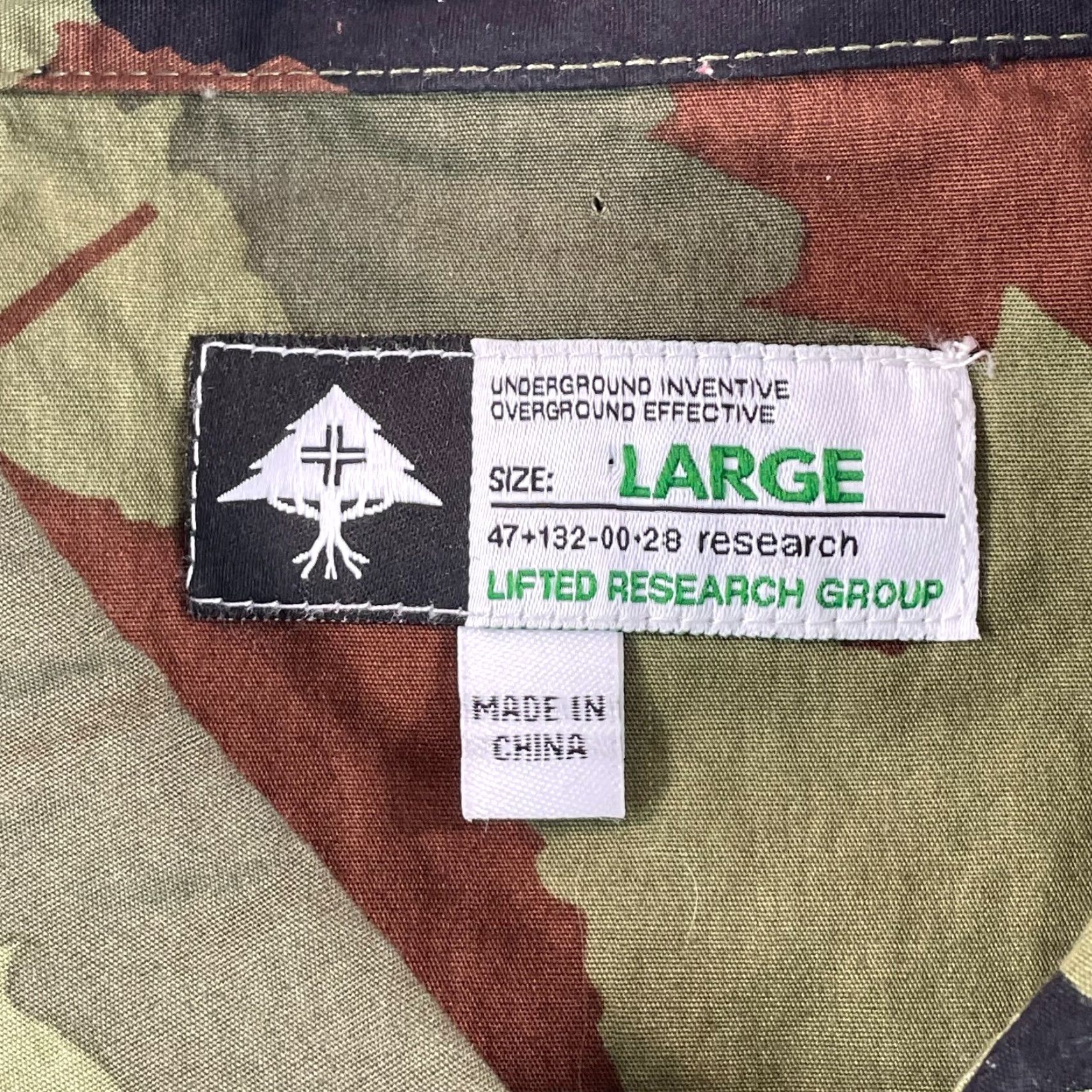 Vintage LRG Shirt Men Large Camouflage Hip Hop Short Sleeve Button-Up NWOT Size US L / EU 52-54 / 3 - 2 Thumbnail
