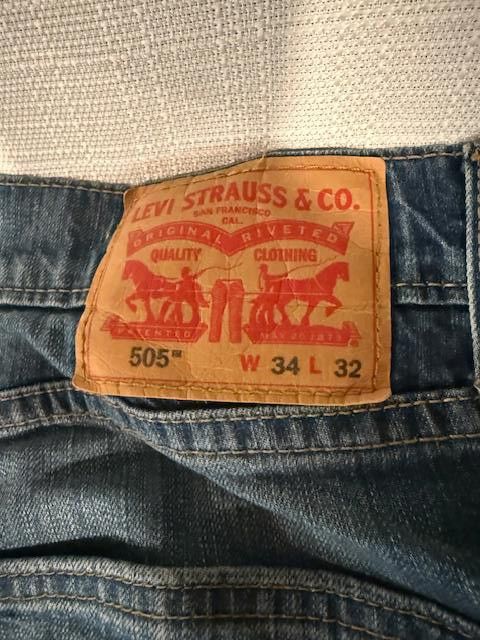 Levi's VINTAGE LEVIS 505 MEN'S BLUE JEANS SIZE 34X32. STRAIGHT LEG Size US 34 / EU 50 - 4 Thumbnail