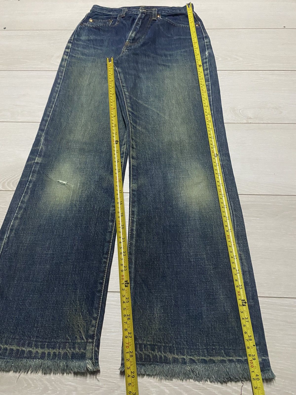 Japanese Brand Vintage Japanese Brand Mud Wash Frayer Baggy Jeans Size US 26 / EU 42 - 13 Thumbnail