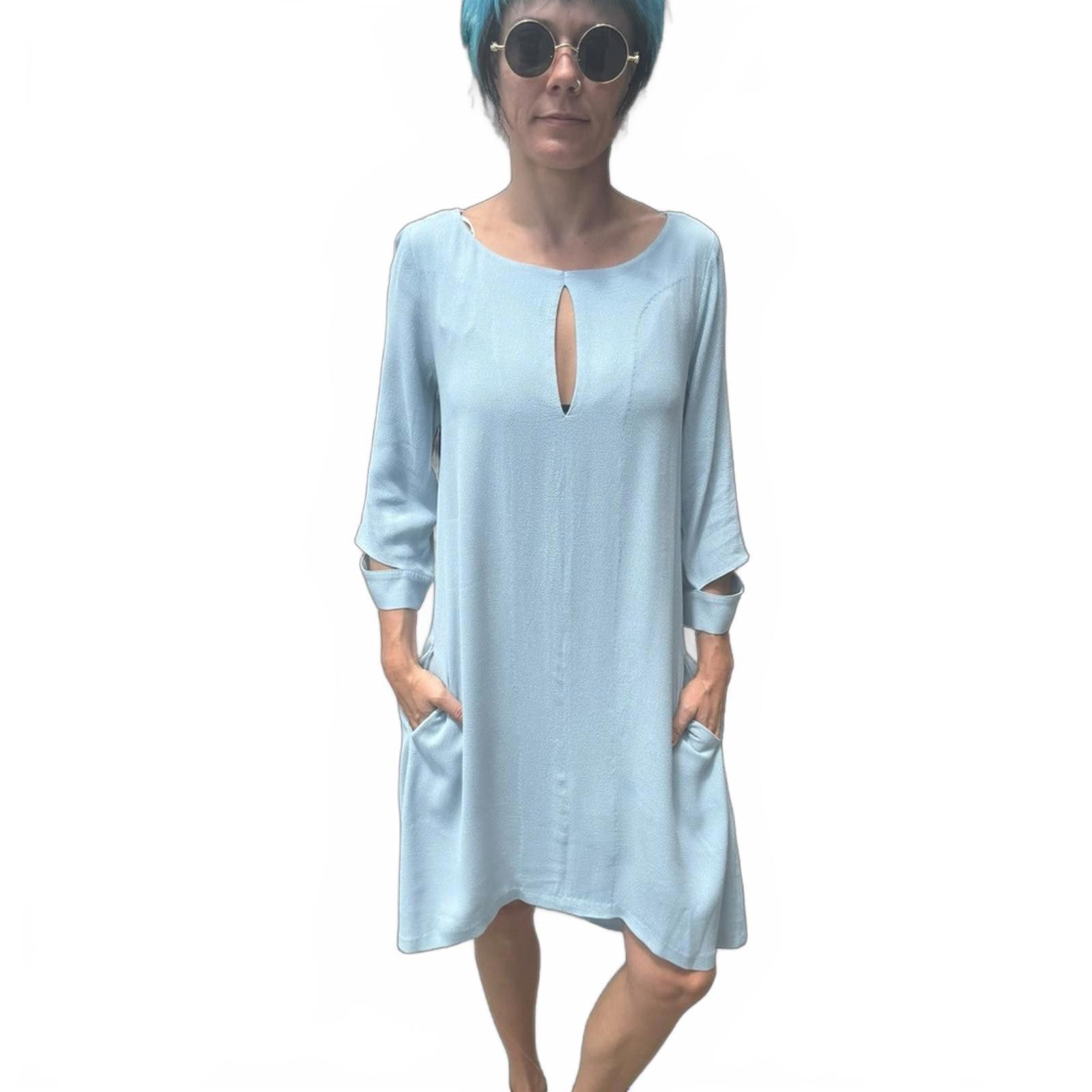 Designer Dorothy Schumacher Baby Blue Crepe Dress Sz M Size XS / US 0-2 / IT 36-38 - 1 Thumbnail