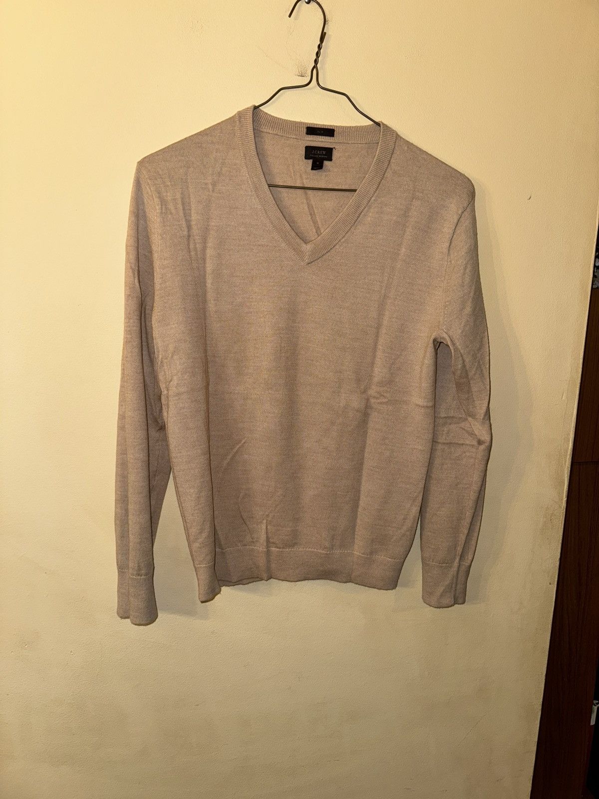 J.Crew J Crew Men’s Merino Wool V-Neck Sweater, Slim Small Size US S / EU 44-46 / 1 - 1 Thumbnail