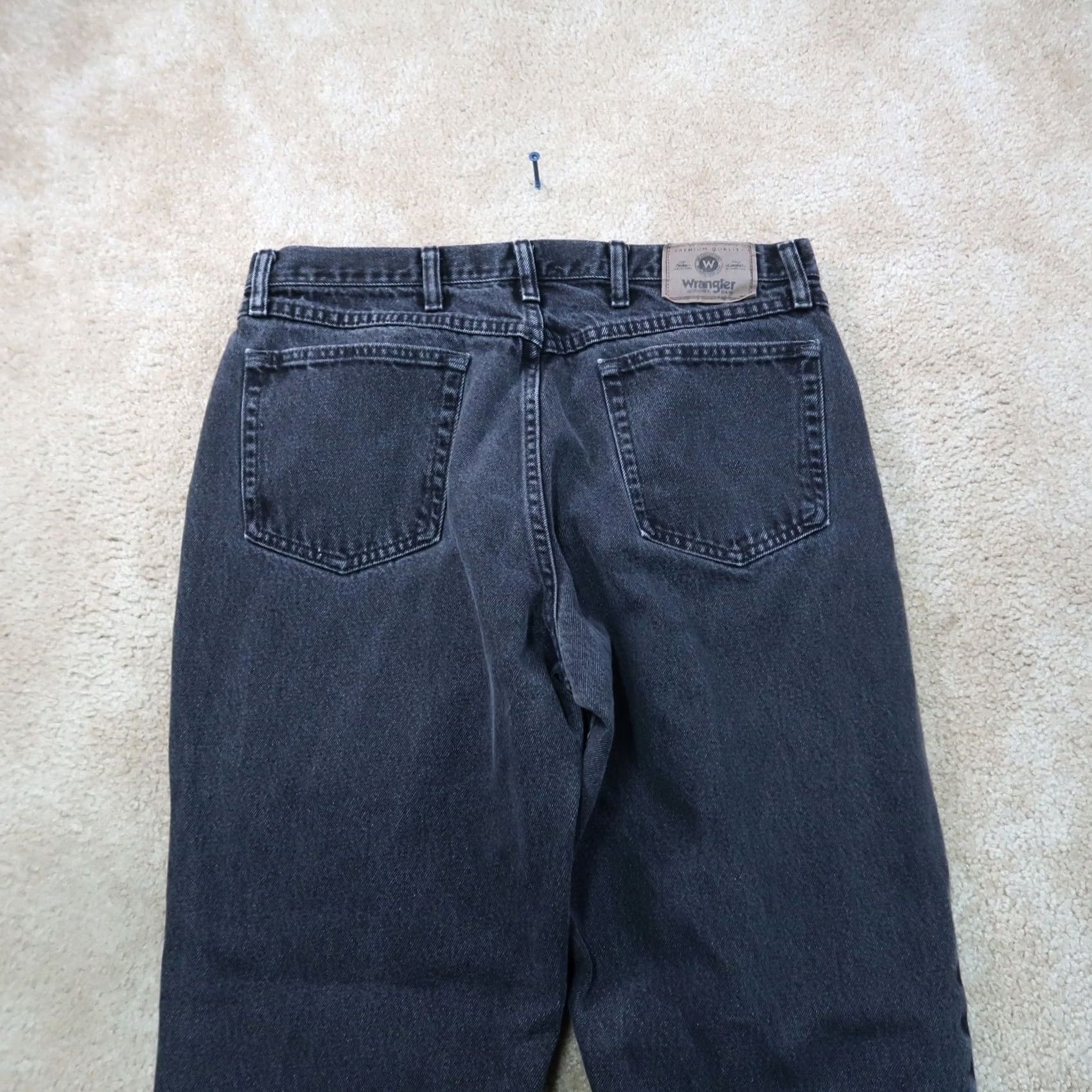 Wrangler Wrangler Jeans Straight 36x32 Black Denim 5-Pocket Relaxed Mens Jeans 36 Regular Waist Inseam 32 Denim Pants Men Size US 36 / EU 52 - 4 Thumbnail
