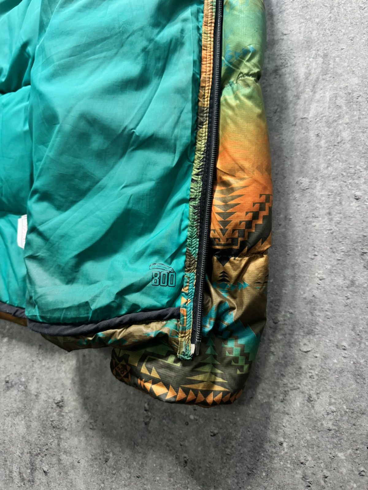 Nike ACG Vintage Nike ACG x Pendleton Native Print Puffer Down Jacket Size US L / EU 52-54 / 3 - 8 Thumbnail