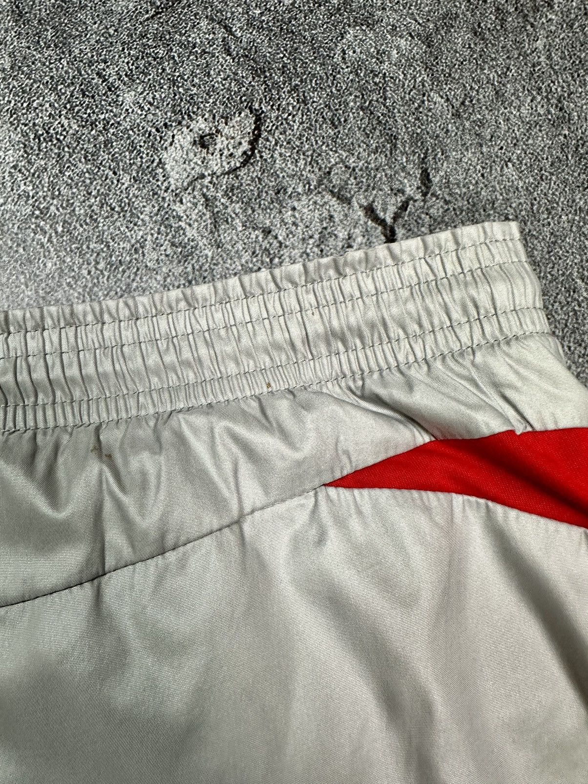 Umbro × Vintage Olympique Lyonnais vintage 2004 2005 Umbro shorts Size US 32 / EU 48 - 16 Thumbnail