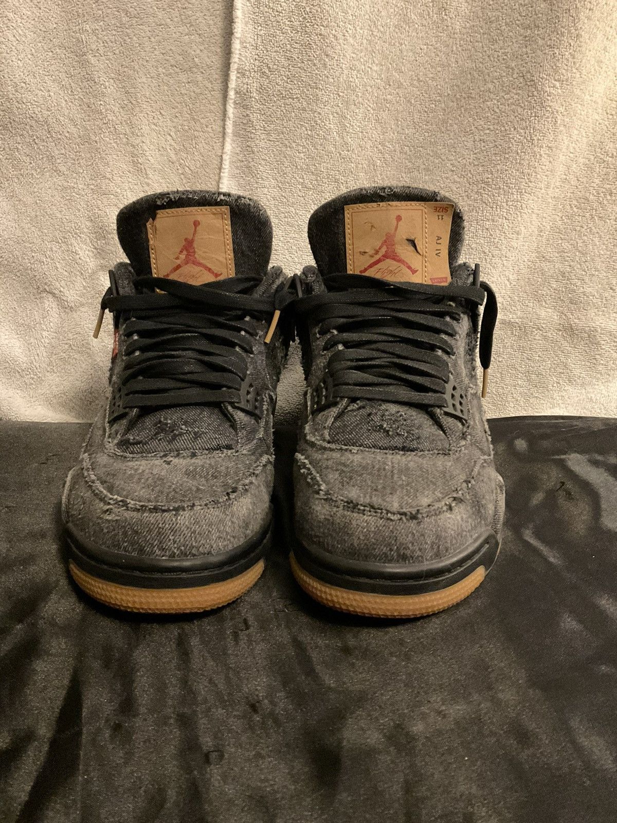 levi jordan 4 black