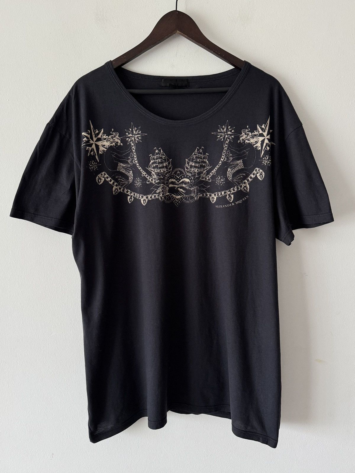 Alexander McQueen 🔥🔥 Alexander Mcqueen “Crime Tattoos” Motive T-Shirt Size US M / EU 48-50 / 2 - 1 Thumbnail