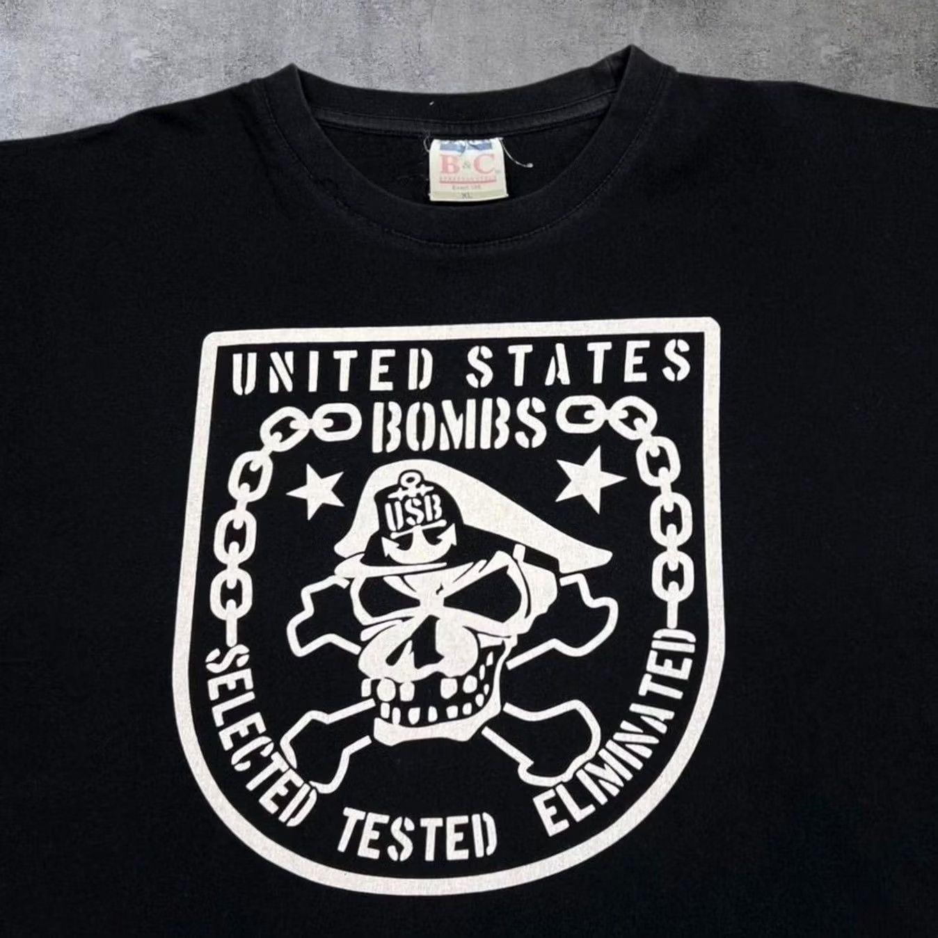 Vintage VINTAGE US Bombs “Selected Tested Eliminated” Skate Punk Band Black T-Shirt XL Shirt Mens XL Punk Graphic print chest Black US Bombs Shirts Size US XL / EU 56 / 4 - 2 Thumbnail