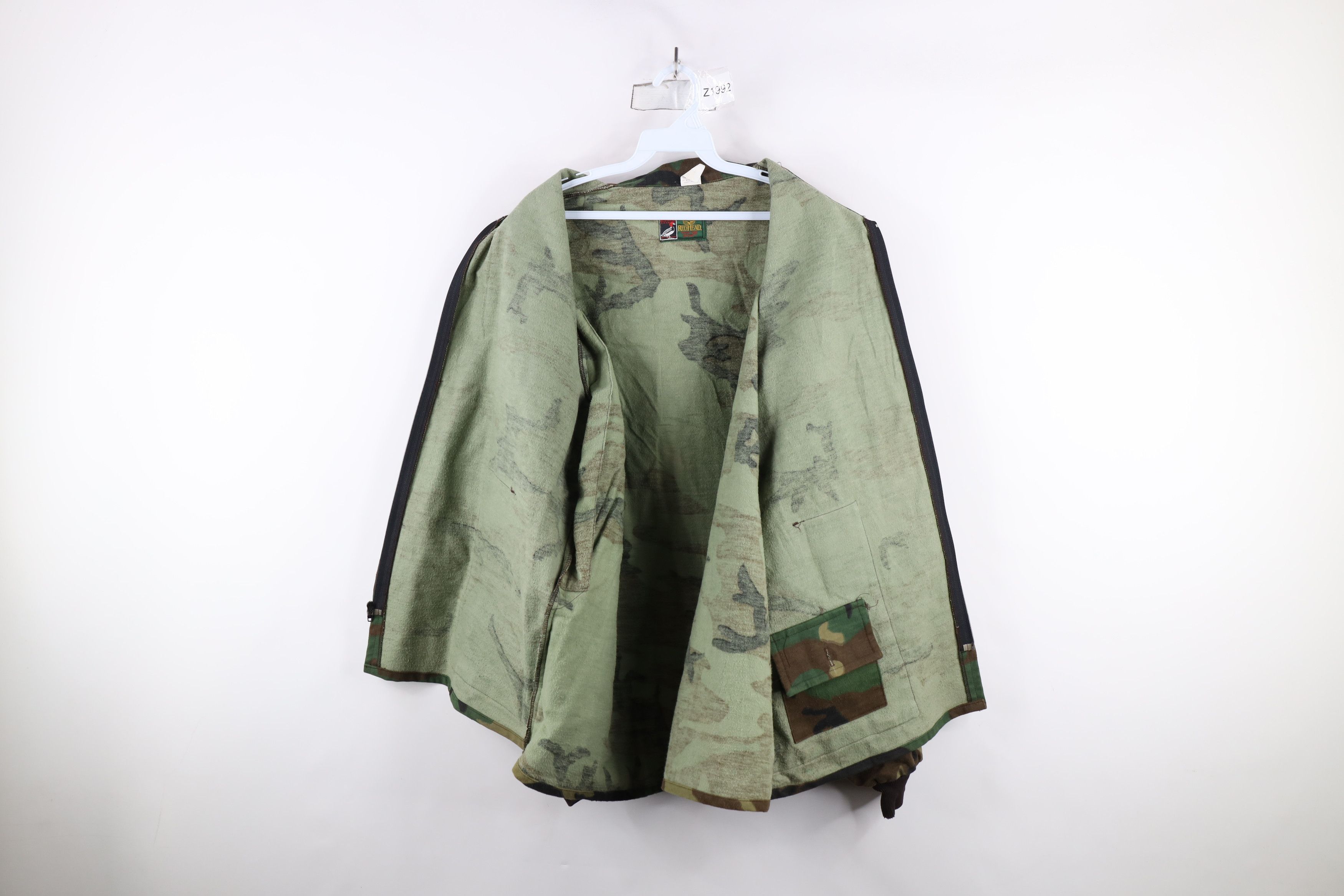 Vintage Vintage 70s Streetwear Cloth Camouflage Bomber Jacket USA Size US XL / EU 56 / 4 - 9 Thumbnail