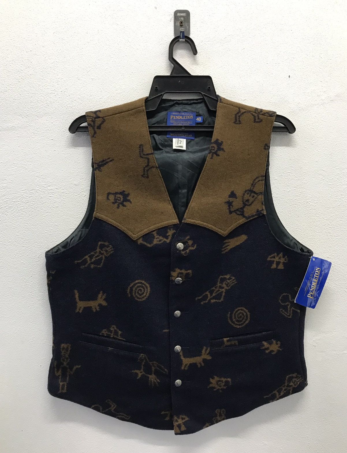 Pendleton Vintage Pendleton Made In Usa Wool Vest Size US M / EU 48-50 / 2 - 1 Thumbnail