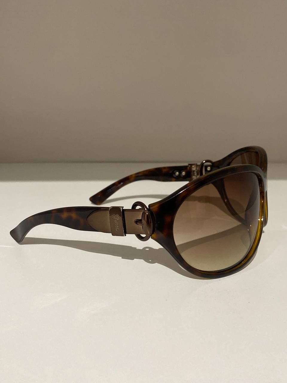 Gucci Gucci GG Buckle Logo Oval Oversized Sunglasses Y2K Vintage Size ONE SIZE - 3 Thumbnail