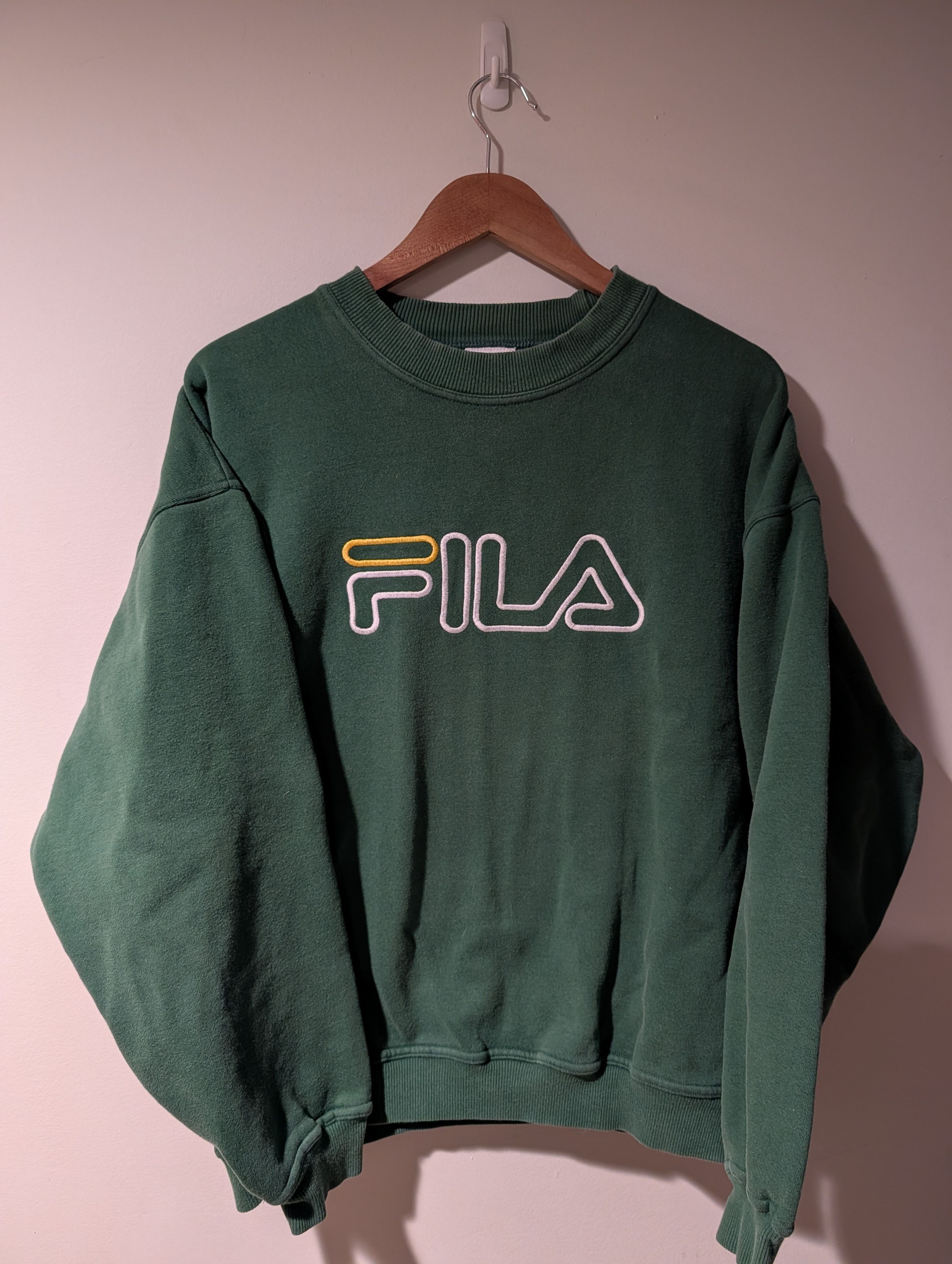 Fila Vintage 90s Fila Spell Out Logo Green Large Sweatshirt Size US L / EU 52-54 / 3 - 1 Thumbnail