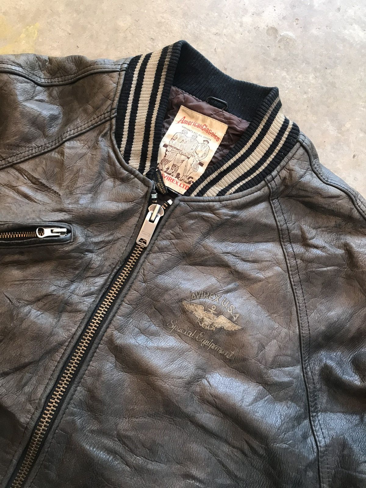 Avirex Vintage Avirex Black Faded Leather Jacket (size S) Size US S / EU 44-46 / 1 - 4 Thumbnail