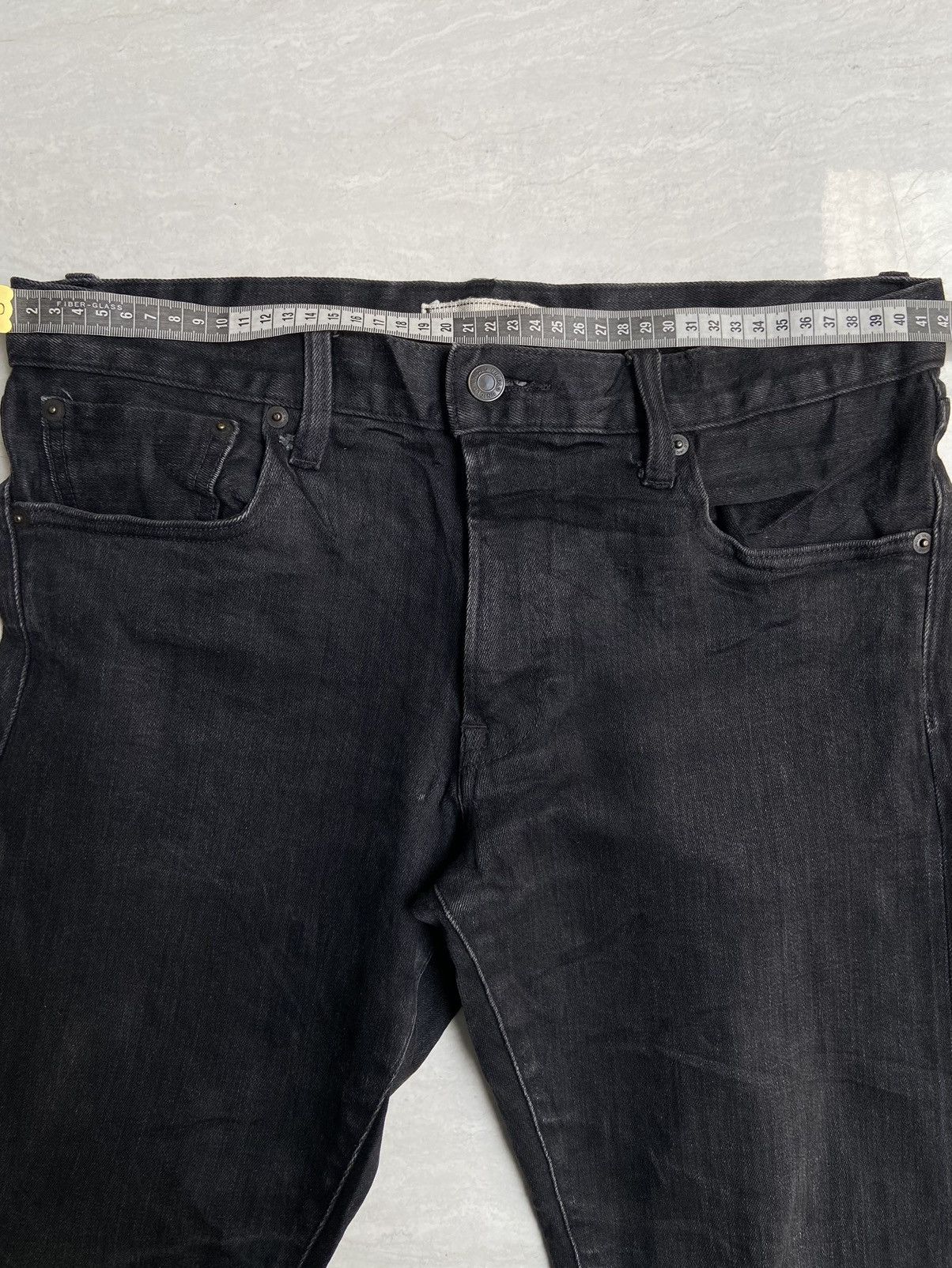 Uniqlo UNIQLO Black Selvedge Denim Size US 32 / EU 48 - 10 Thumbnail