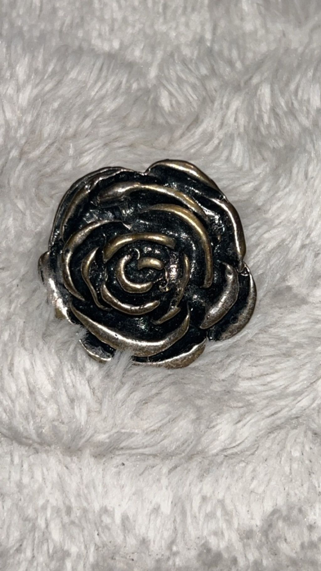 The Unbranded Brand Women's Unbranded Bronze & Black Rose Ring, One Size Size ONE SIZE - 1 Thumbnail