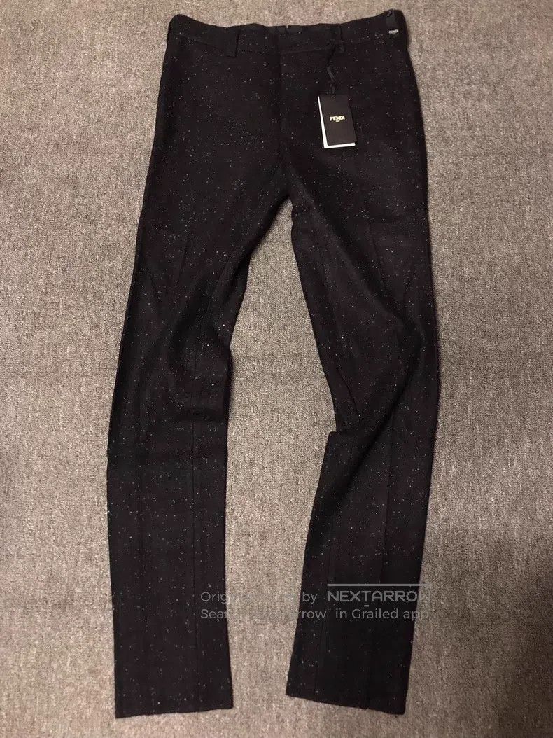 Fendi Fendi Casual Pants, Full Wool Material, Heavy Weight, Snow Size US 34 / EU 50 - 1 Thumbnail