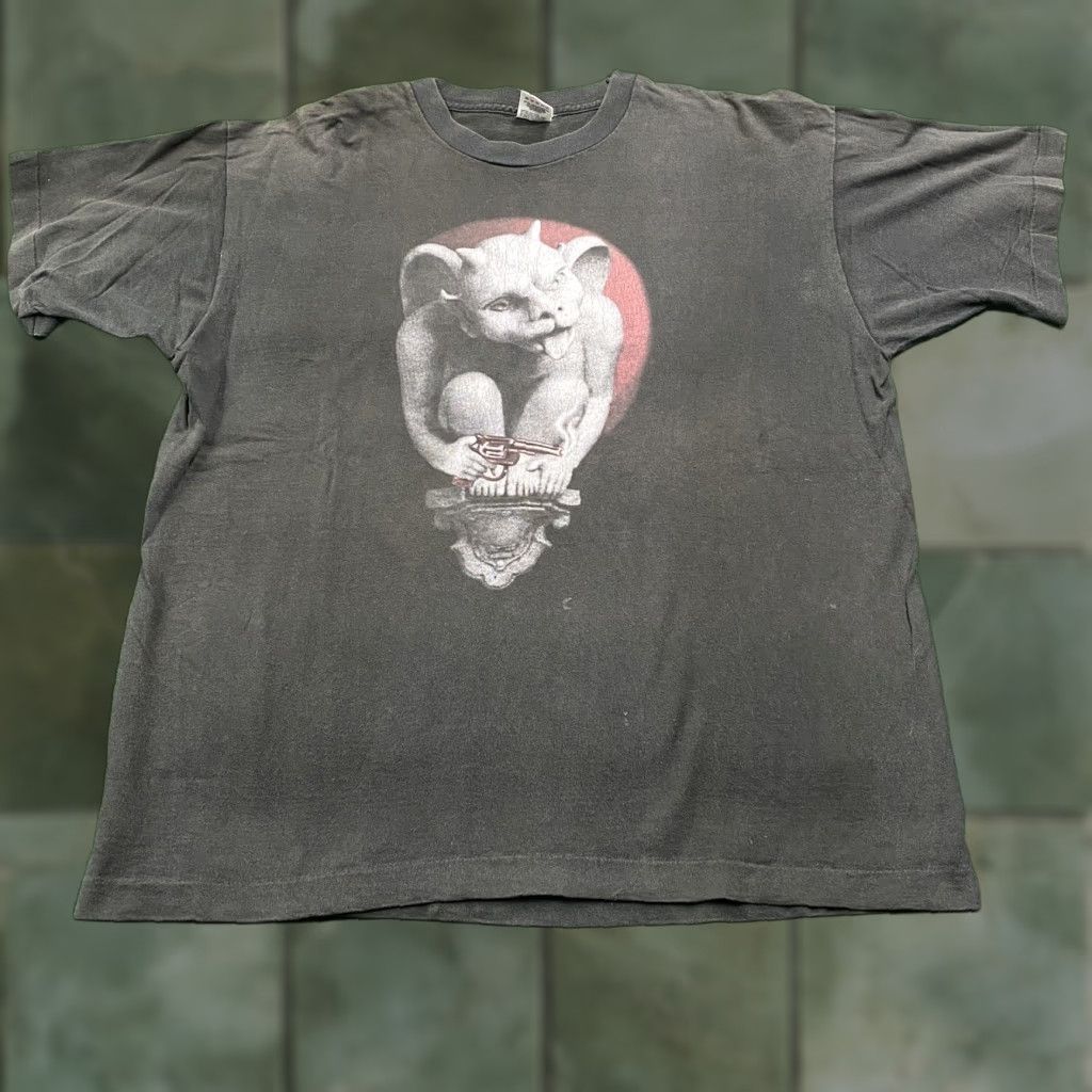 Vintage VINTAGE Getting Away With Murder Shirt Mens XL Black 90S Gargoyle Pistol Tee USA Size US XL / EU 56 / 4 - 1 Thumbnail