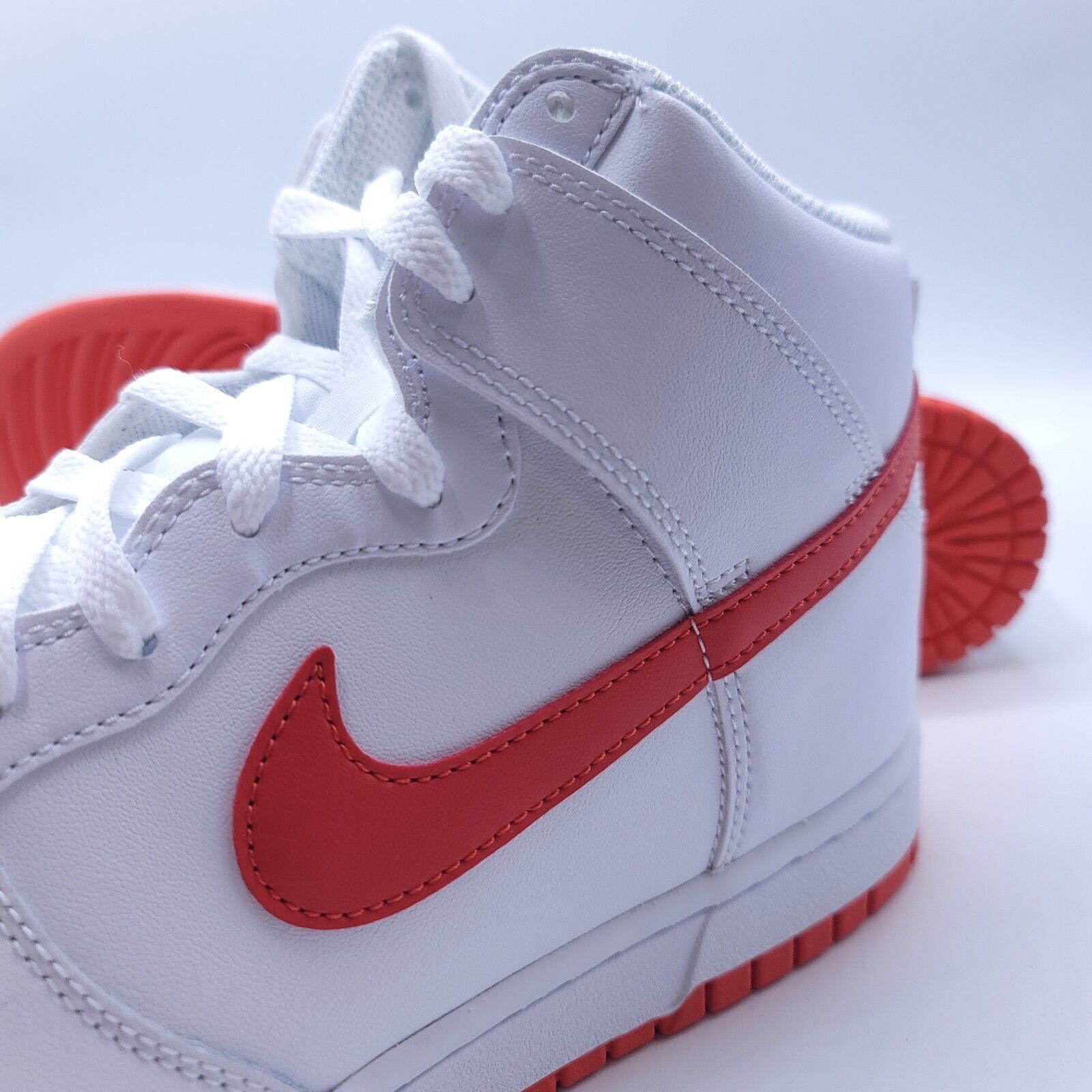 Nike Nike Dunk HI Retro Shoe Mens Size 9.5 DV0828-100 Picante Red Size US 9.5 / EU 42-43 - 8 Thumbnail