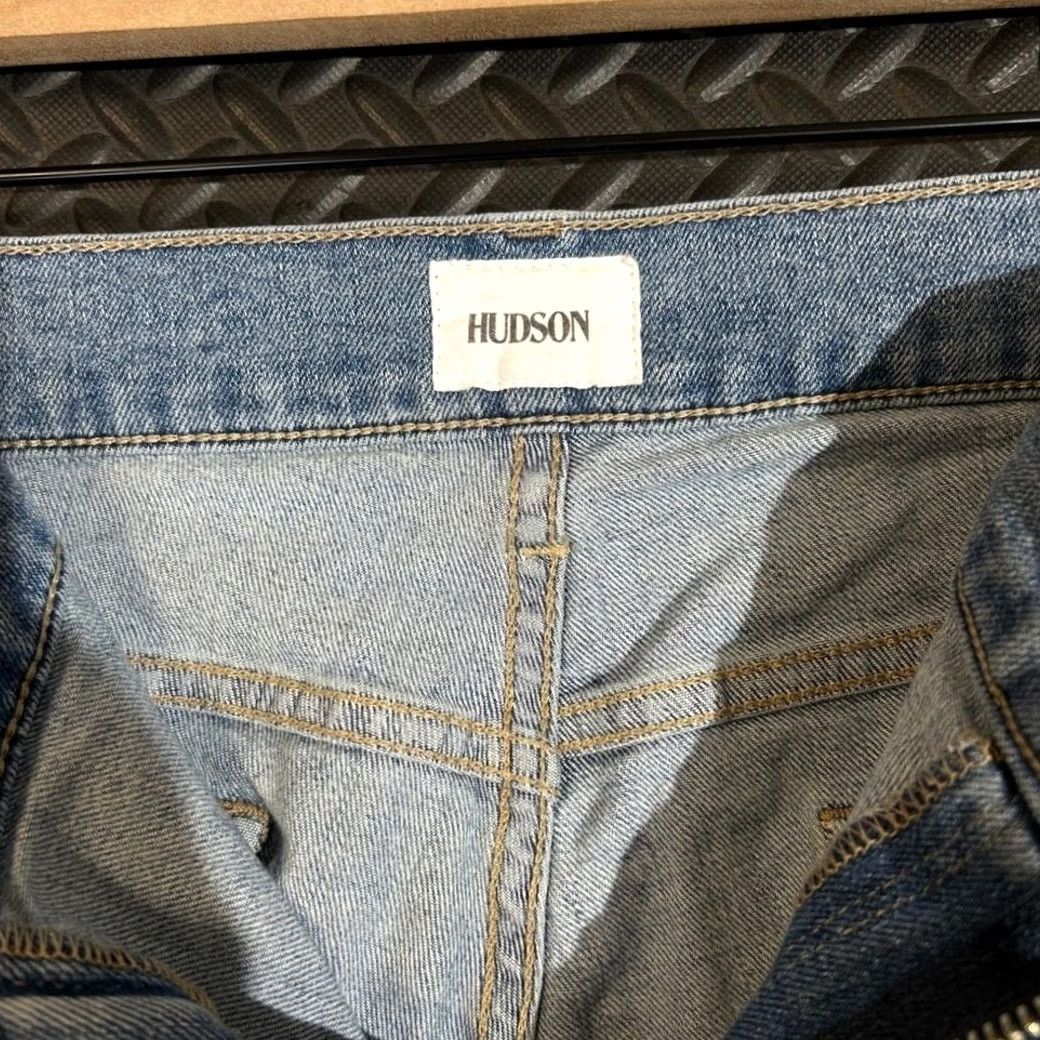 Vintage HUDSON'S BAY COMPANY Hudson Zane Adler Light Washed Skinny Denim Blue Jeans Men Size 38x31 Mens Blue Skinny Jeans Size US 38 / EU 54 - 3 Thumbnail