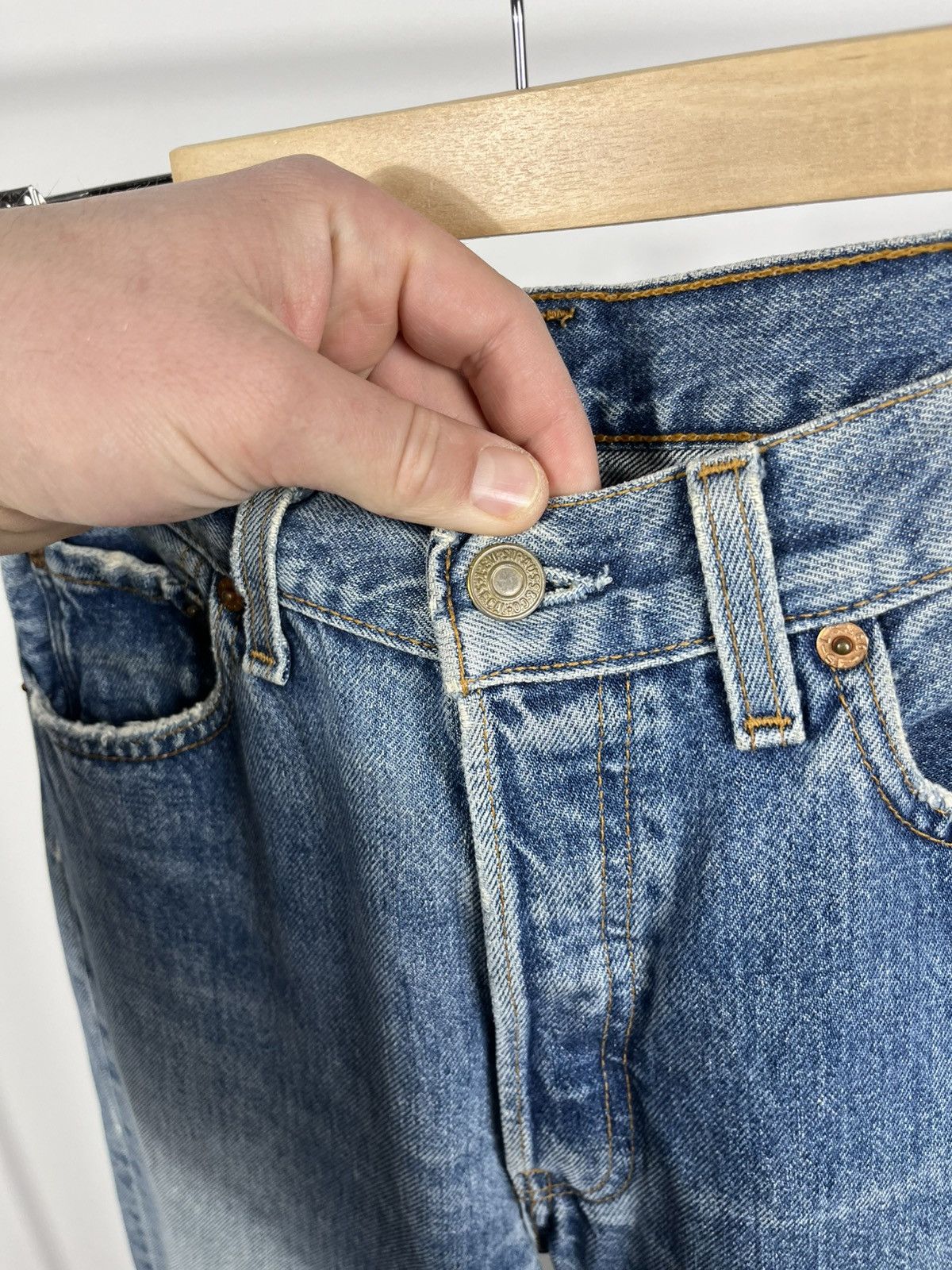 Levi's Vintage Levi’s 501 Jeans W29 L32 Made in USA Japanese Market Size US 29 - 13 Thumbnail