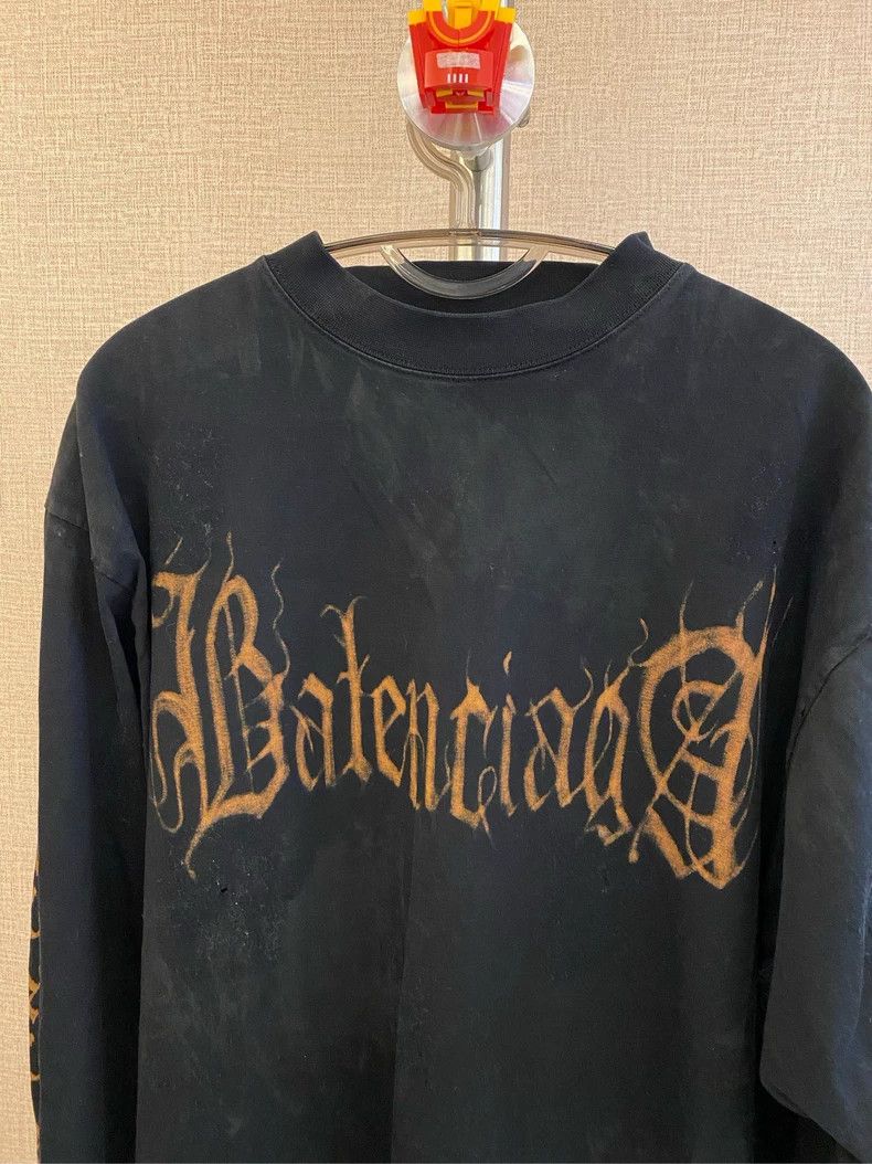 Balenciaga Balenciaga Mud dyed Sanskrit long sleeves made of old styl Size US S / EU 44-46 / 1 - 4 Thumbnail