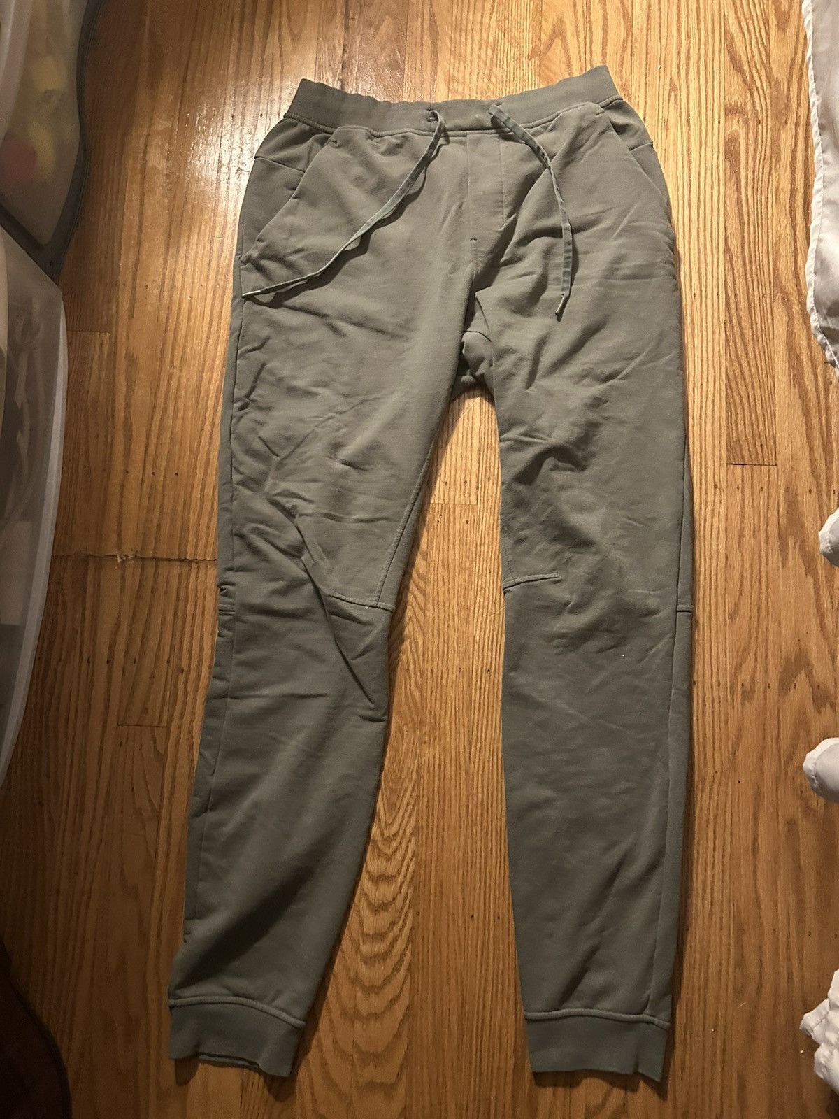 Lululemon Lululemon Men’s City Sweat Joggers in Green Sage Size US 34 / EU 50 - 3 Thumbnail