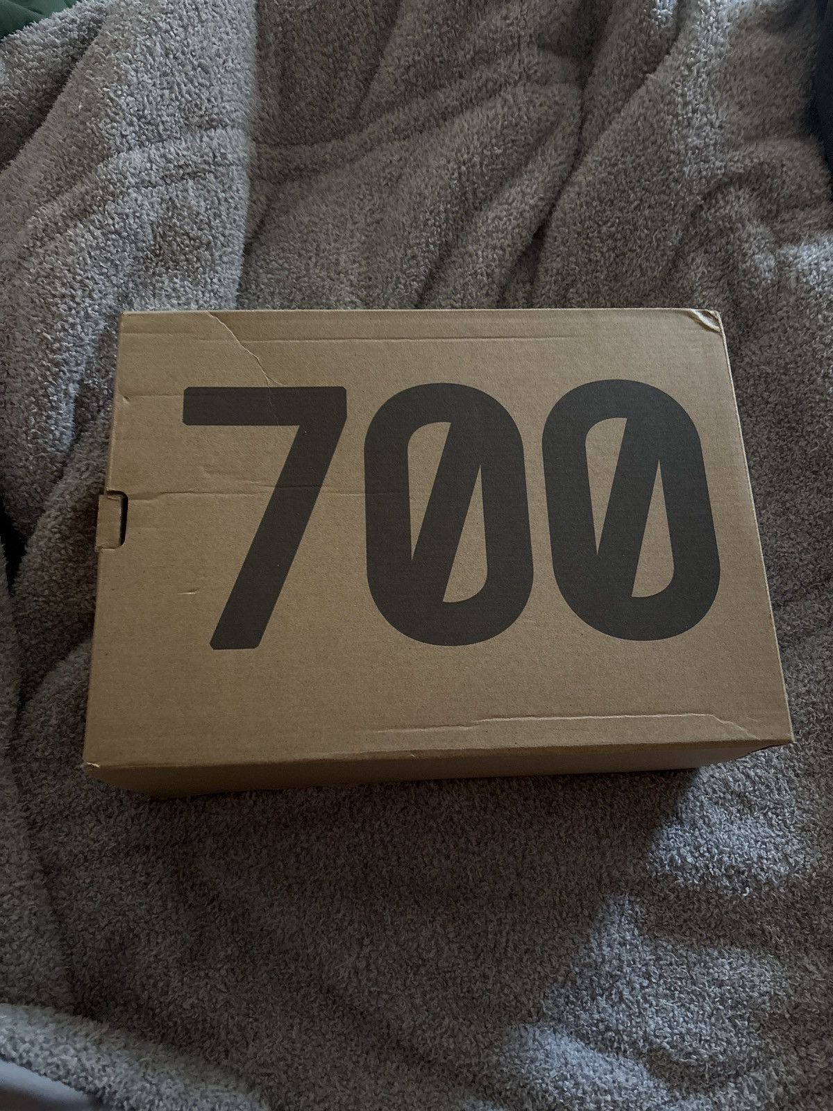 Yeezy Yeezy 700 Size US 5.5 / EU 38 - 5 Thumbnail