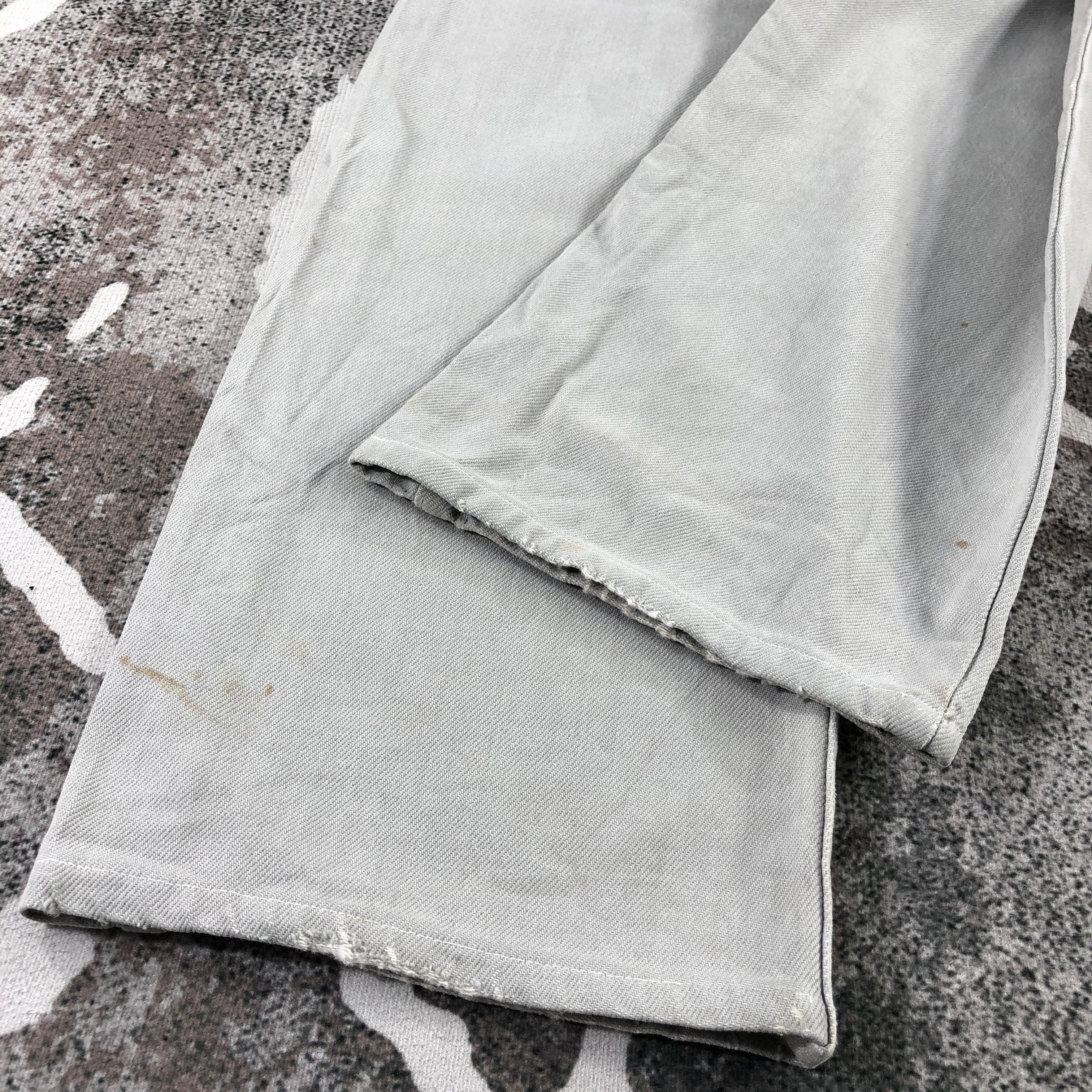 Levi's Vintage Levis 509 Jeans Faded Grey Denim KJ1271 Size US 28 / EU 44 - 6 Thumbnail