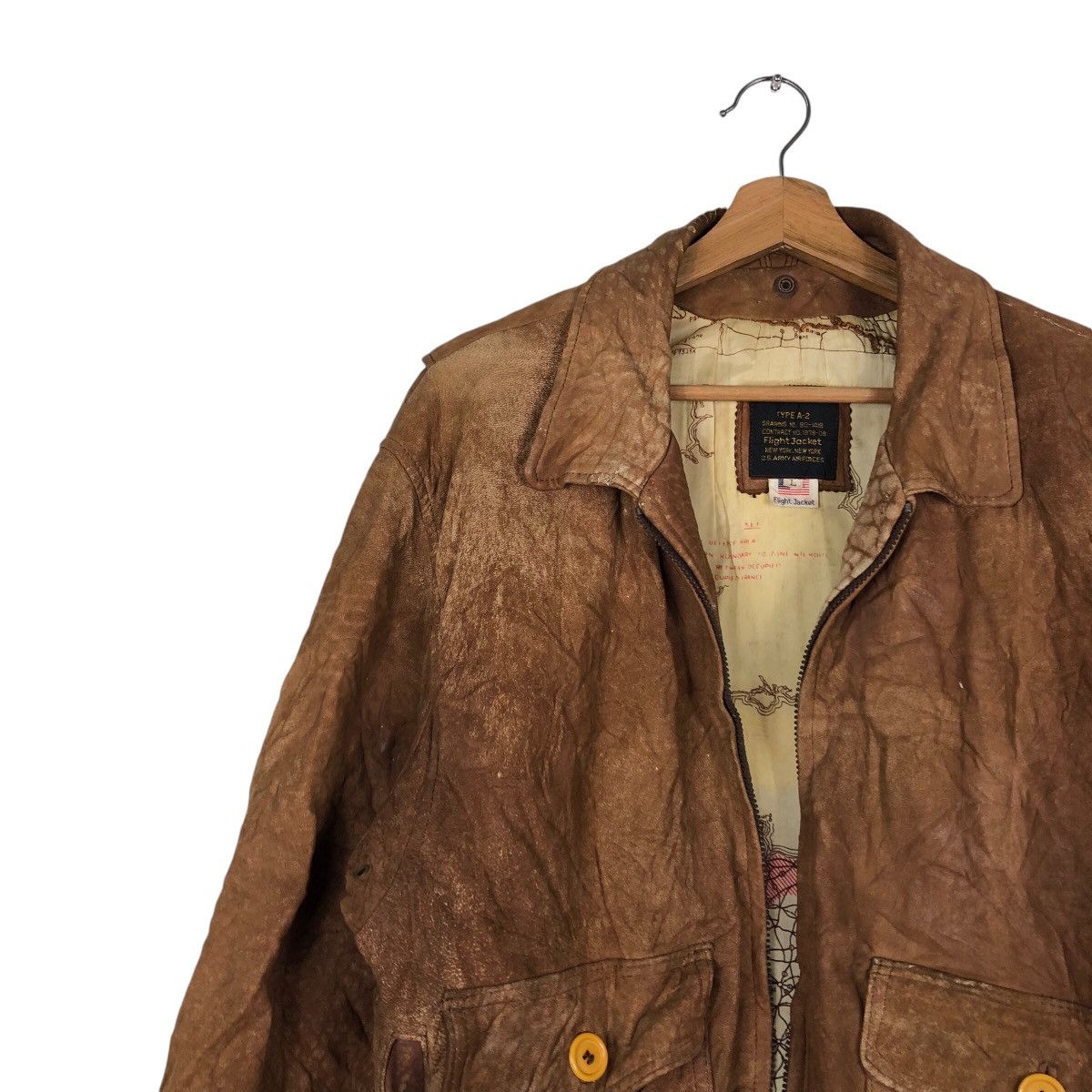 Vintage Vintage Military Type A-2 Flight Jacket Genuine Leather Usa Size US L / EU 52-54 / 3 - 8 Thumbnail