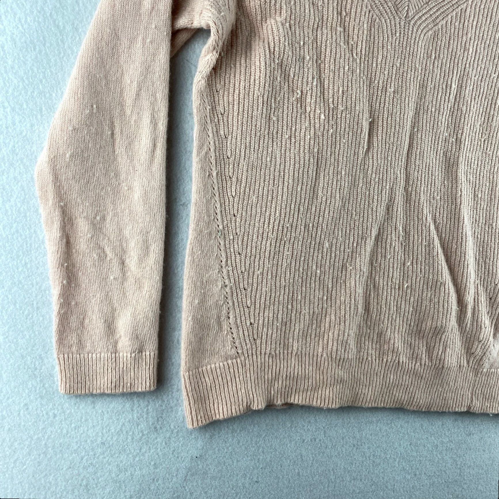 Talbots Talbots Sweater Womens Medium Petite MP Pink Cashmere Wool Blend Pullover V-Neck Size M / US 6-8 / IT 42-44 - 5 Thumbnail