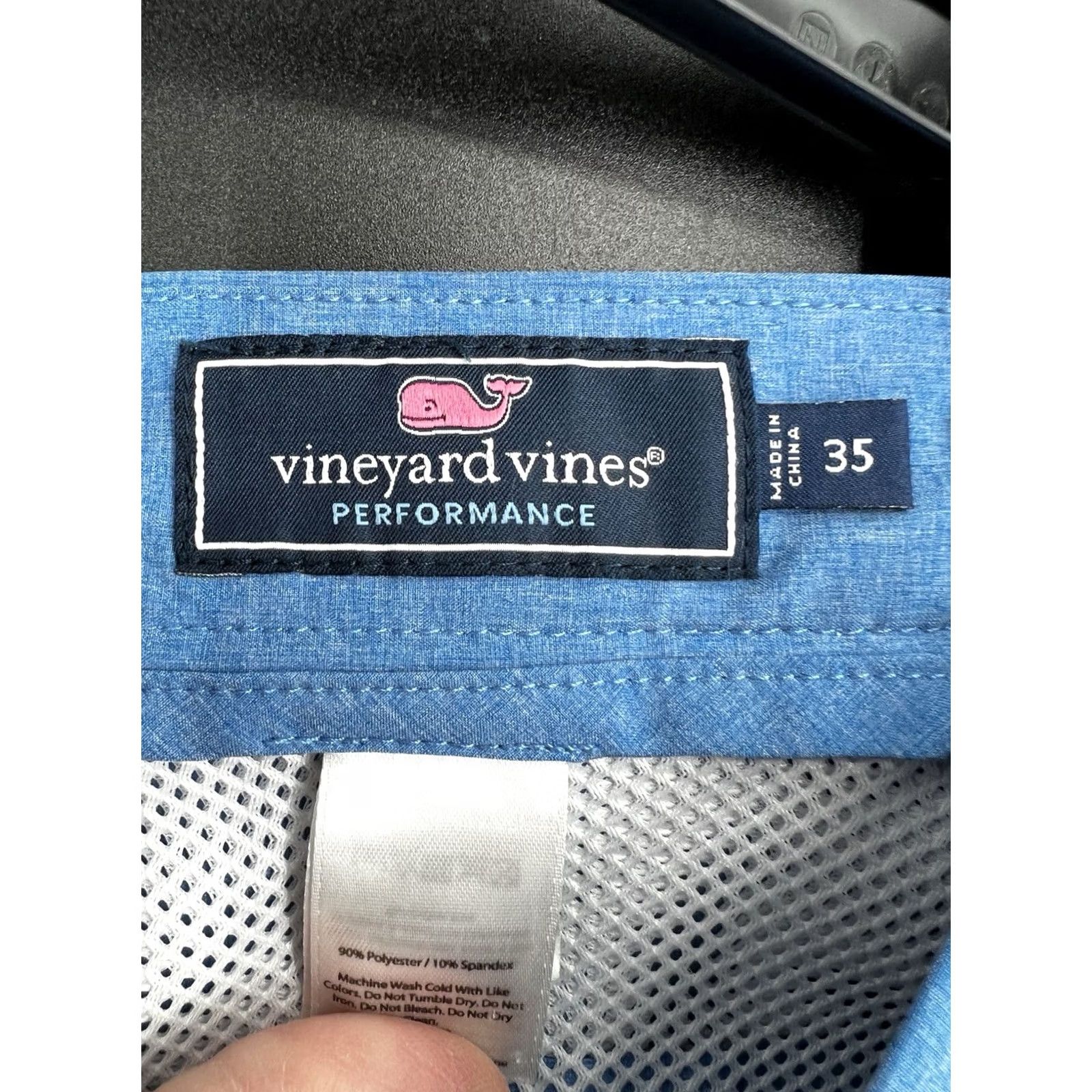 Vineyard Vines Vineyard Vines Performance Breaker 10 inch stretch Shorts Blue Men’s Size 35 Chino Casual Travel Sung / Shorts Size US 35 - 4 Thumbnail