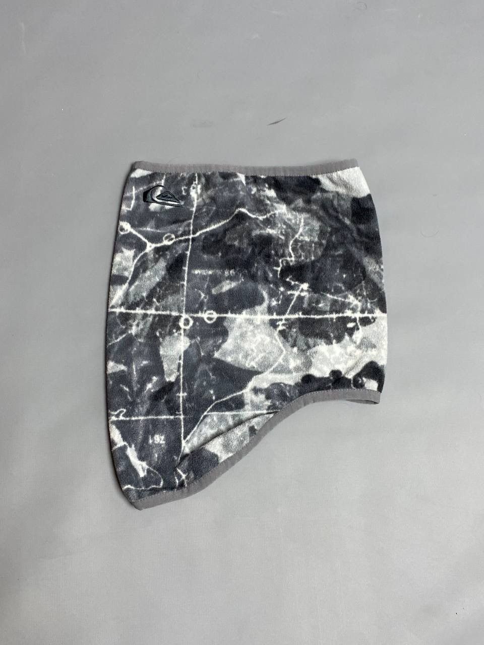 Quiksilver Quiksilver Abstract Fleece Neck Gaiter Tube Scarf Winter Size ONE SIZE - 1 Thumbnail