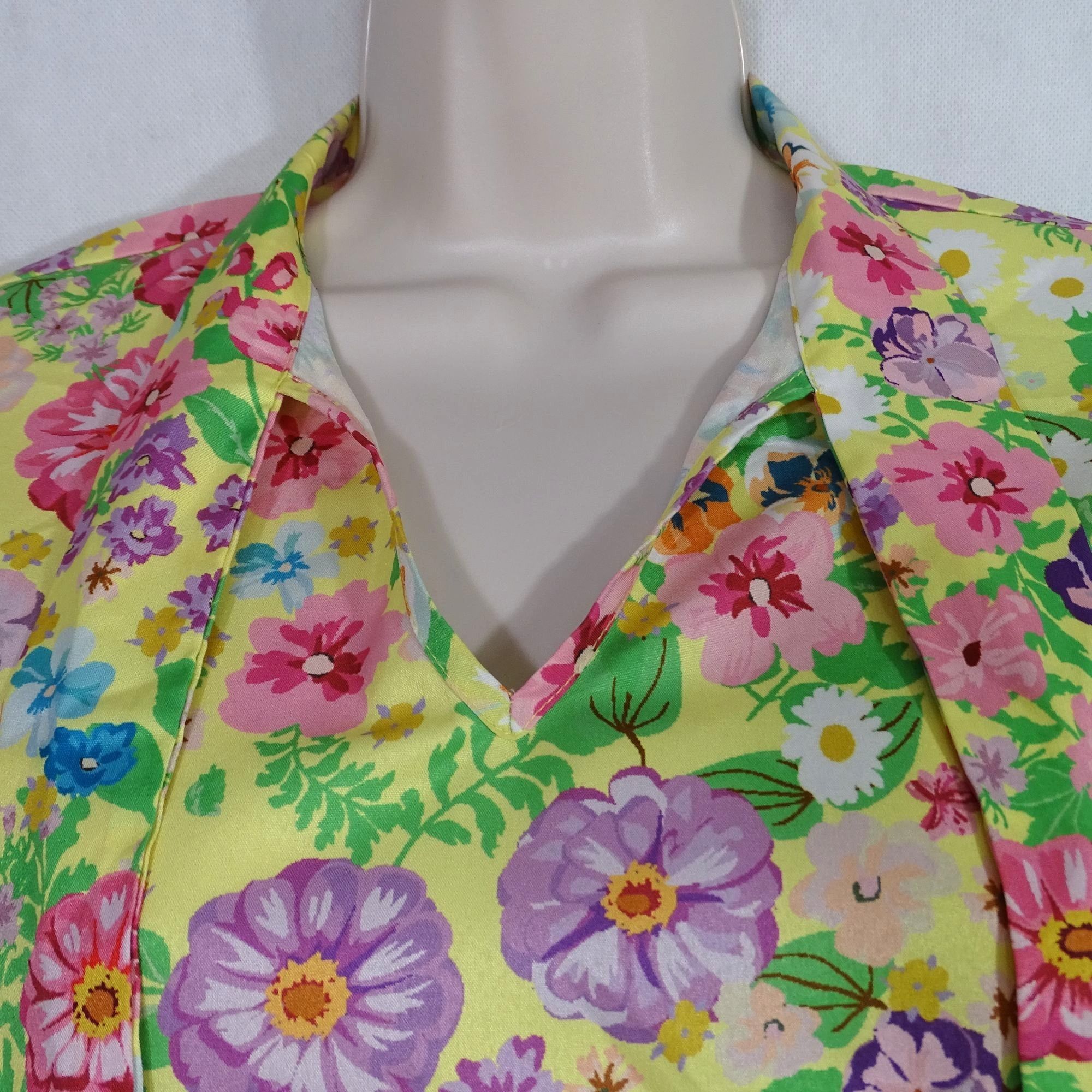 Shein Shein Floral Ruffle Sleeve Blouse Top Women Size 6 Yellow Mu Size M / US 6-8 / IT 42-44 - 3 Thumbnail