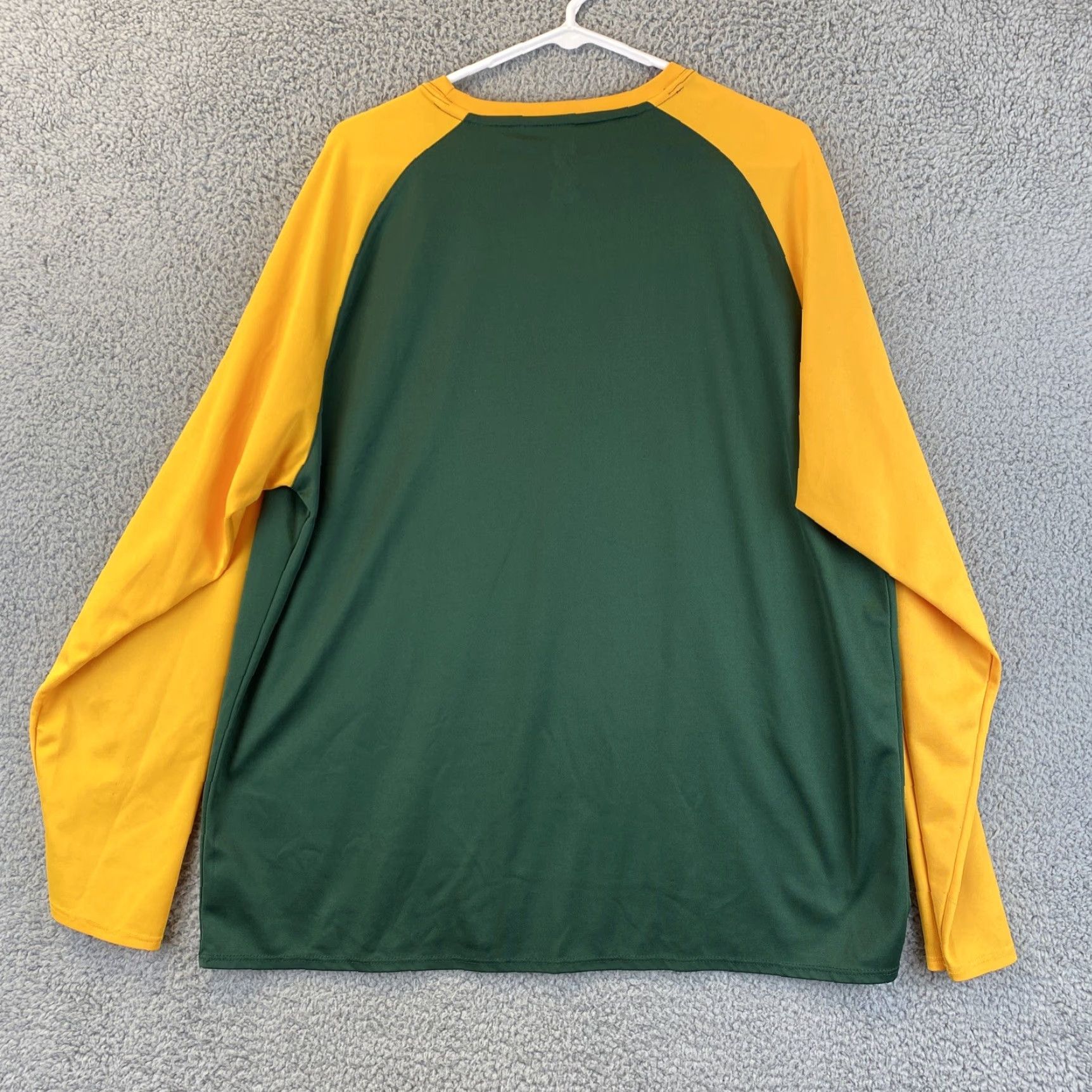 Under Armour Under Armour NCAA Colorado State Rams Men's Long Sleeve Tee T-Shirt Size XL 52-30 Crew Neck Polyester Logo Regular Men Green Size US XL / EU 56 / 4 - 6 Thumbnail