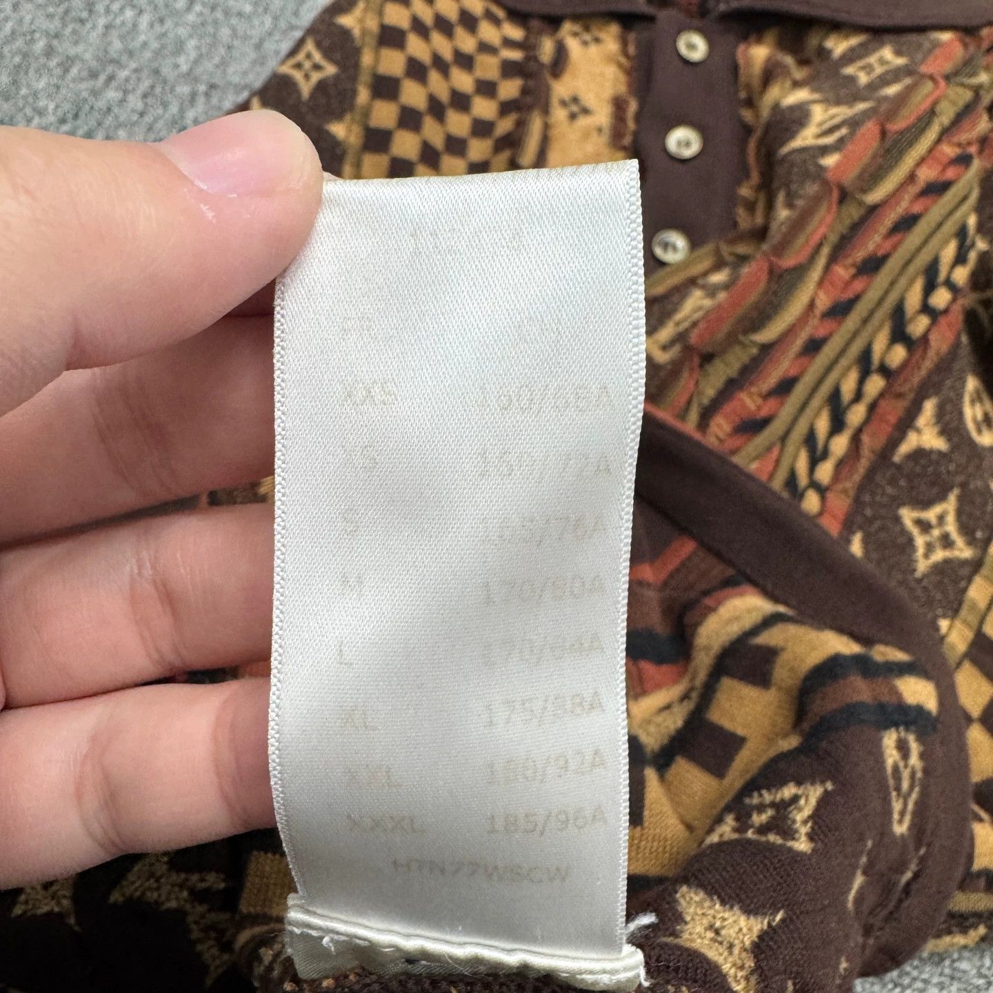 Louis Vuitton LV fw25 twisted pattern short sleeve t-shirt L Size US L / EU 52-54 / 3 - 4 Thumbnail