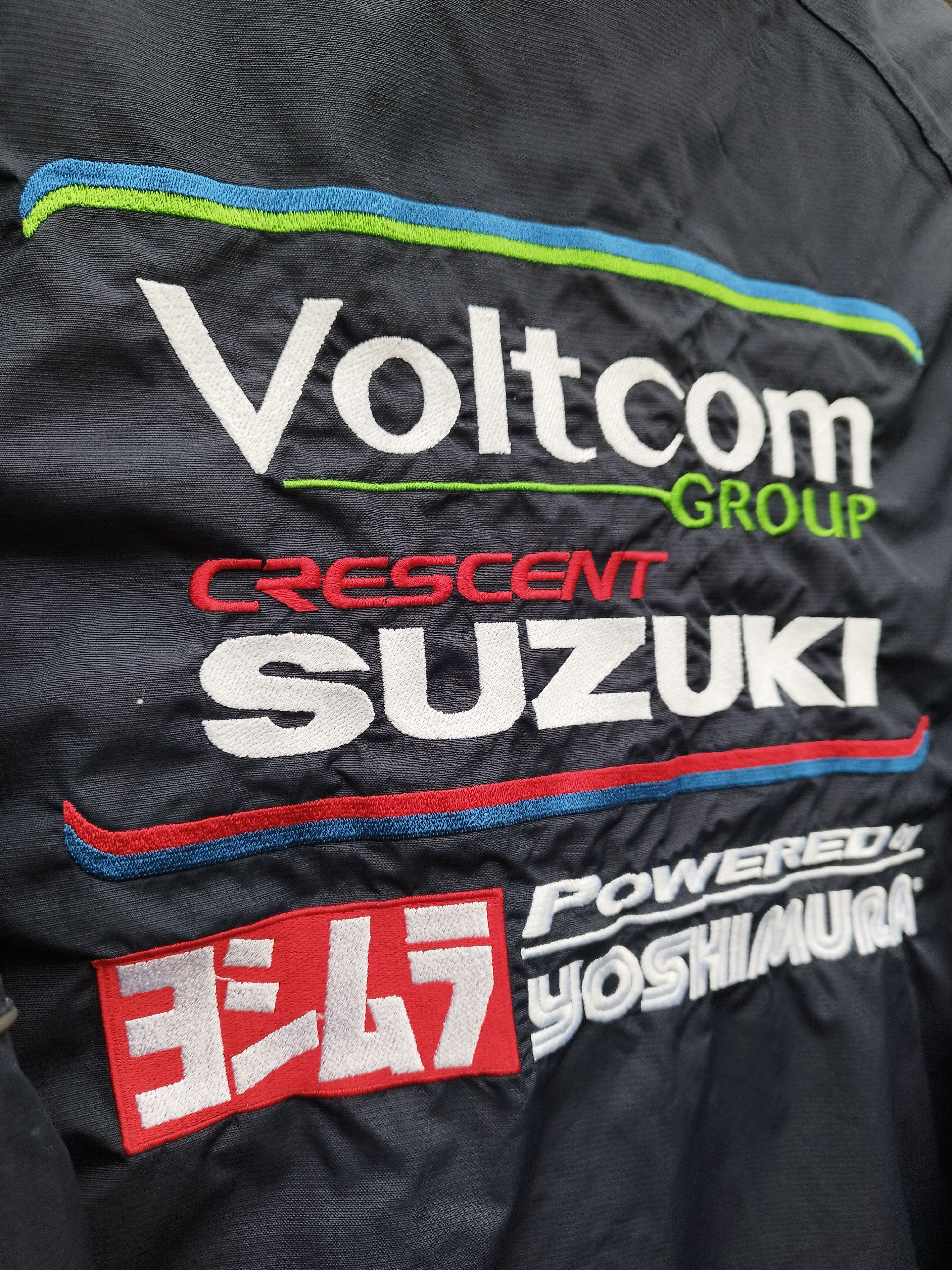 Other Suzuki Racing Jacket Voltcom Crescent WSBK Team Yoshimura Size US M / EU 48-50 / 2 - 15 Thumbnail