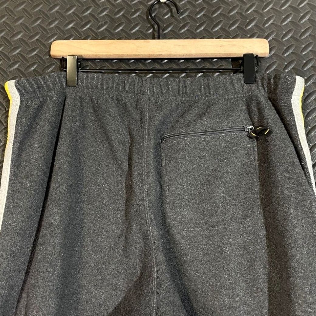 Aeropostale VINTAGE Aeropostale Sweatpants Striped Dark Gray Yellow White Men L Pants Regular Mens Size L Size US 33 - 3 Thumbnail